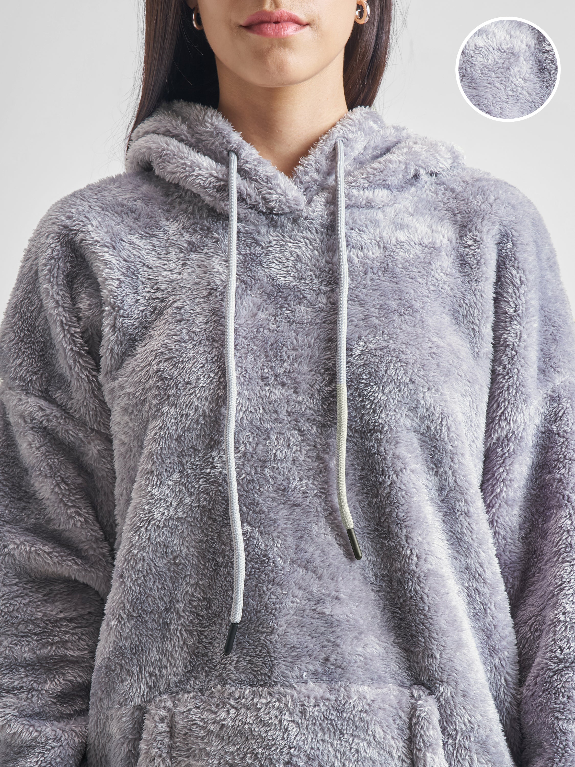 Tokyo Talkies Women Grey Solid Pullover Hood Sweatshirt - Grey - Image 5