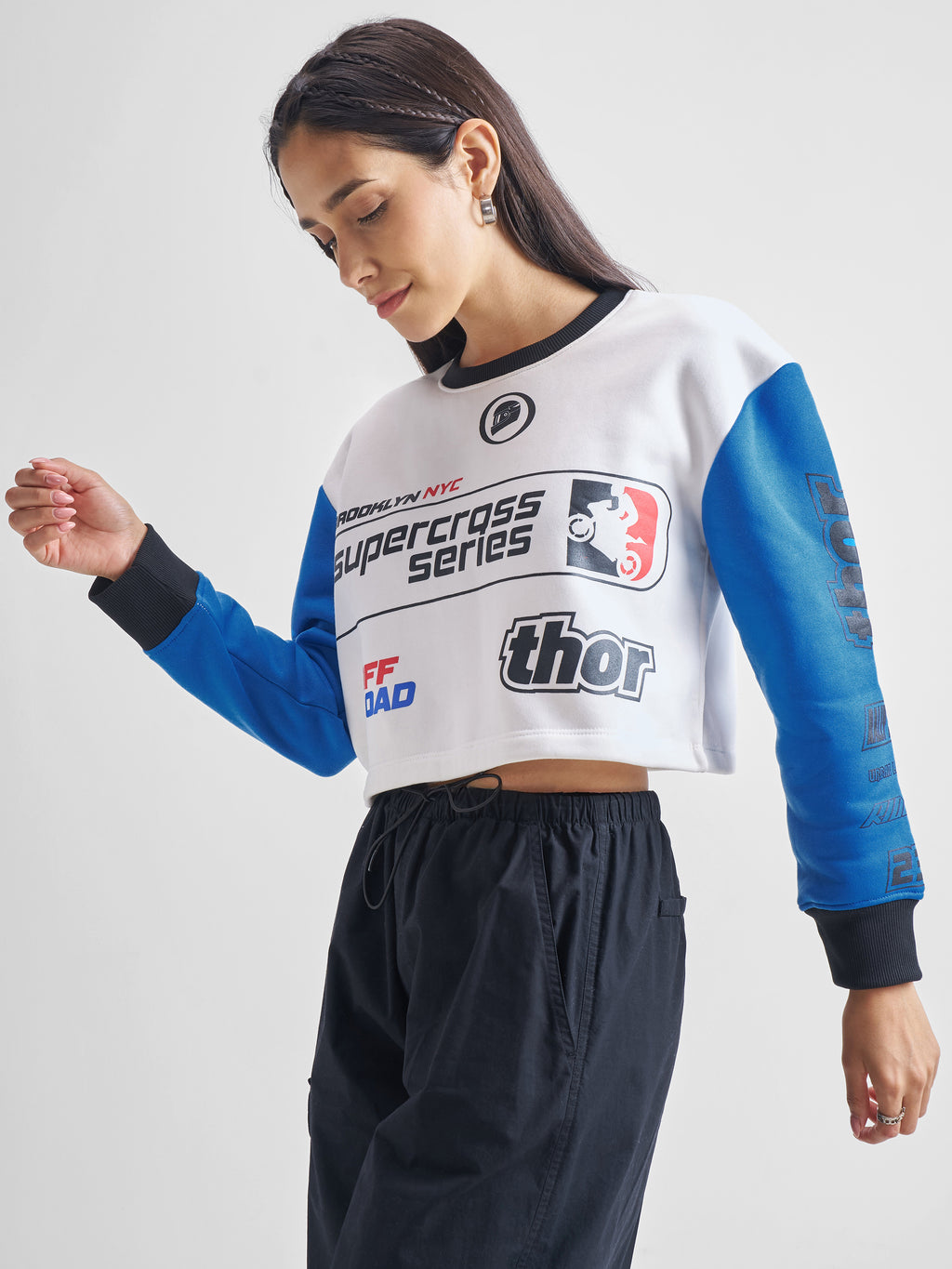 Tokyo Talkies Women White/Blue Round Neck Sweatshirt - White - Image 4