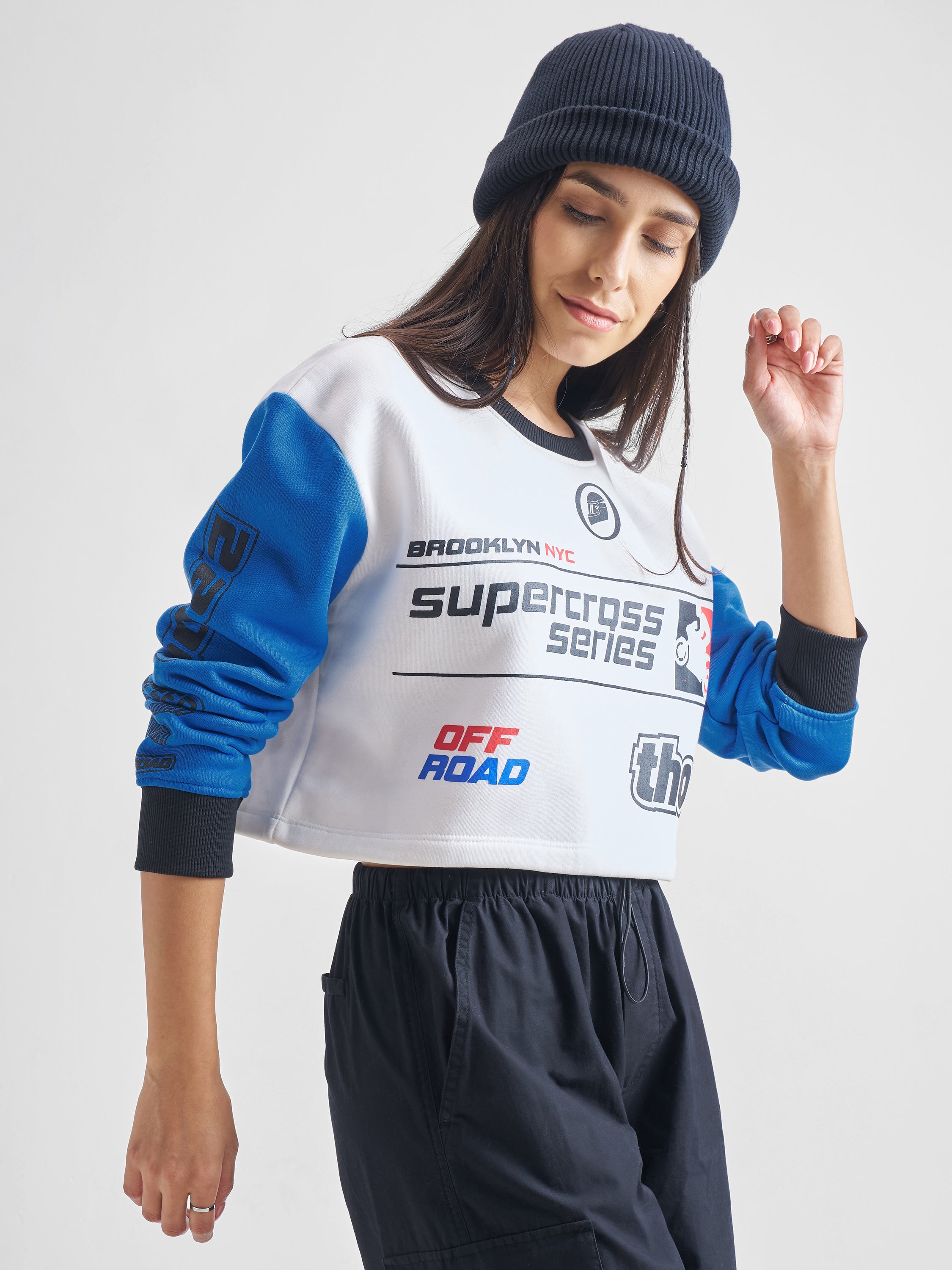 Tokyo Talkies Women White/Blue Round Neck Sweatshirt - White - Image 6