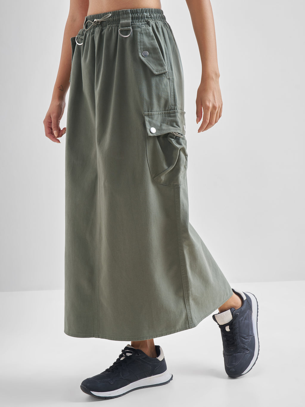 Street By Tokyo Talkies Women Green Straight Midi Skirt - Green - Image 4