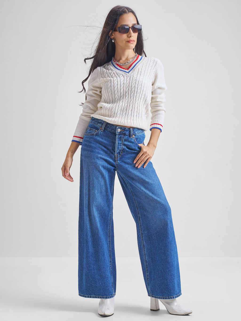 Tokyo Talkies Women White V-Neck Sweater - White - Image 2