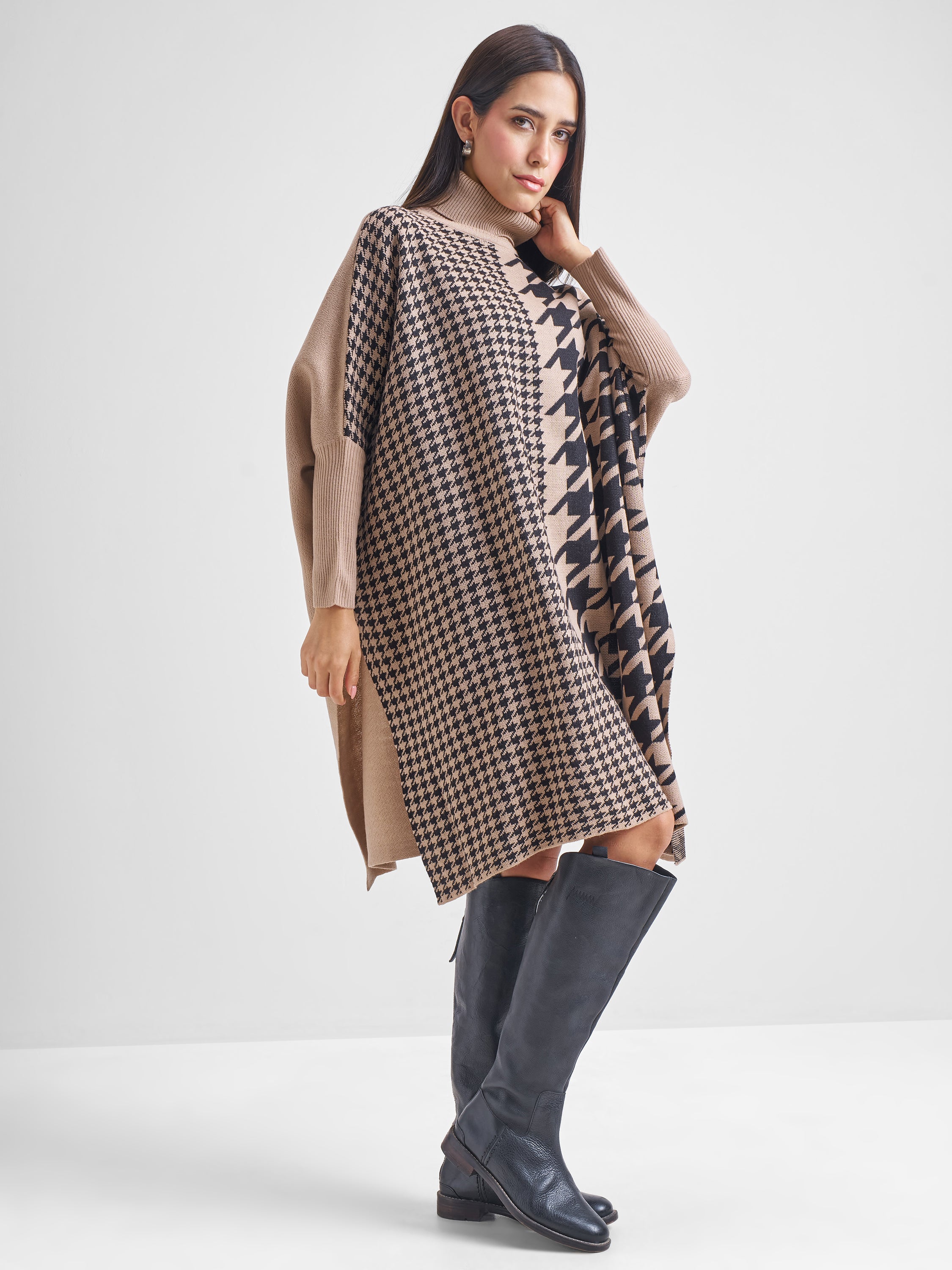 Tokyo Talkies Women Brown Turtle Neck Houndstooth Sweater - Brown - Image 6
