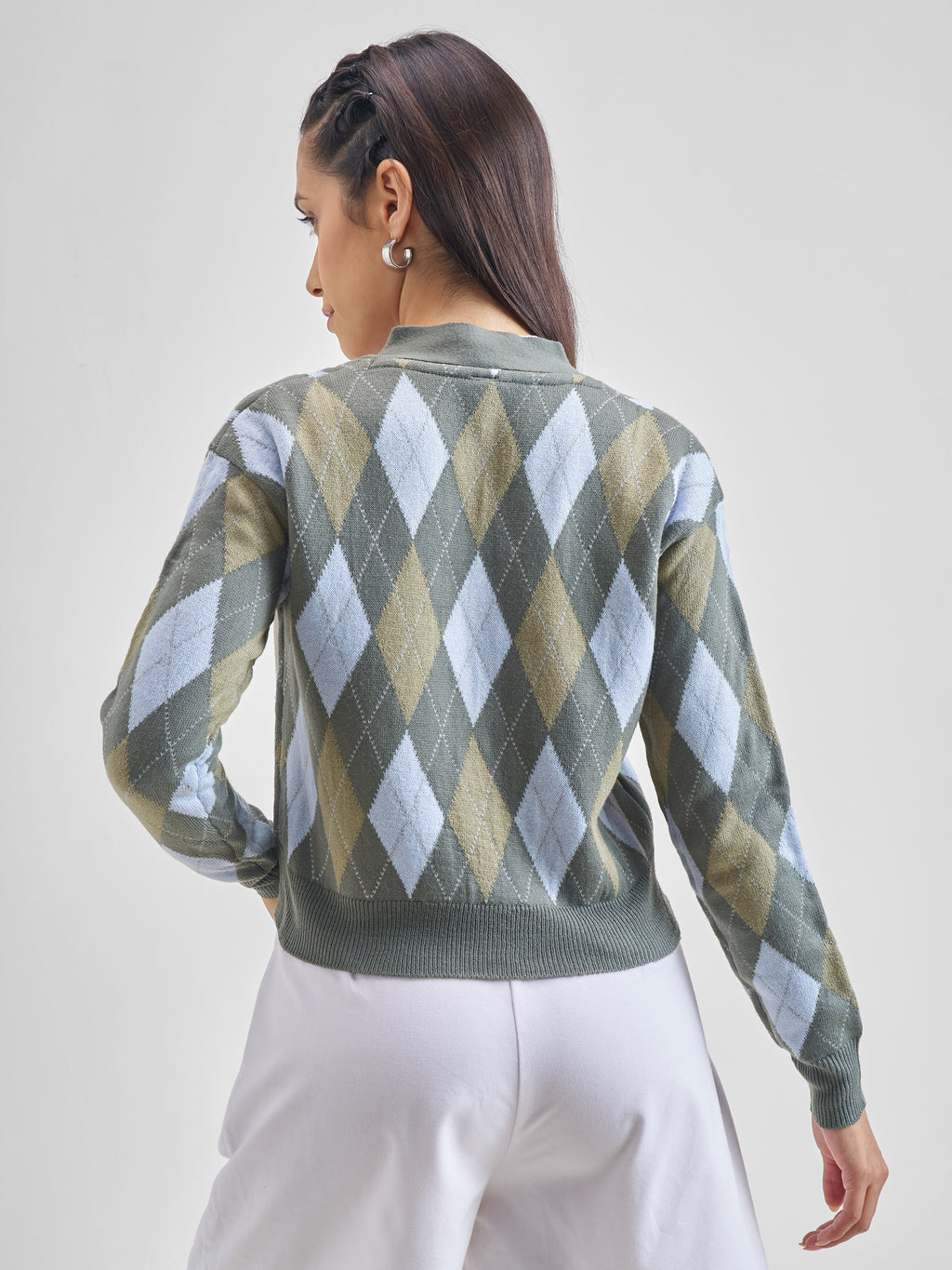 Tokyo Talkies Women Grey V-Neck Argyle Sweater - Grey - Image 3