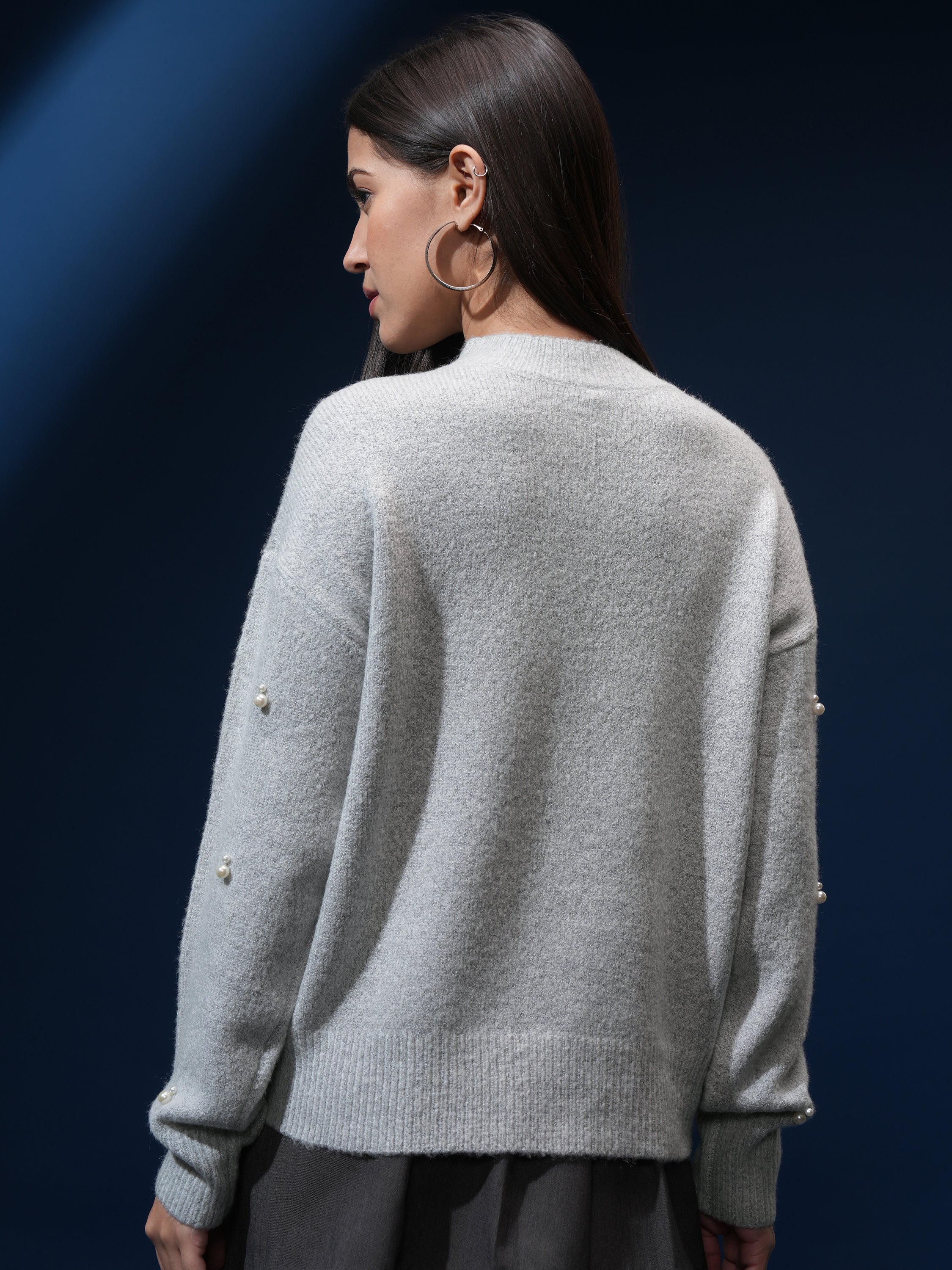 Tokyo Talkies Women Grey V-Neck Sweater - Grey - Image 3