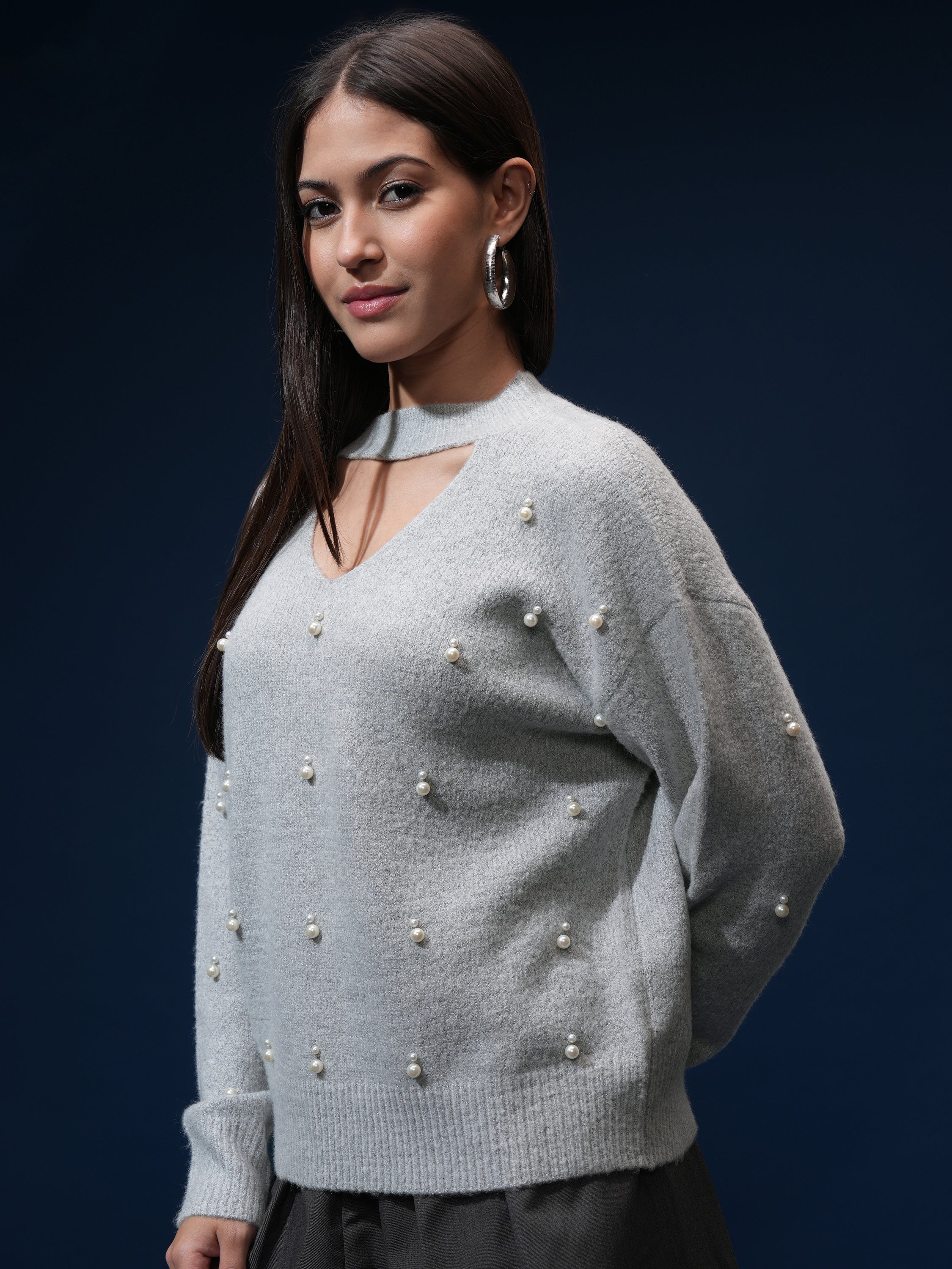 Tokyo Talkies Women Grey V-Neck Sweater - Grey - Image 4