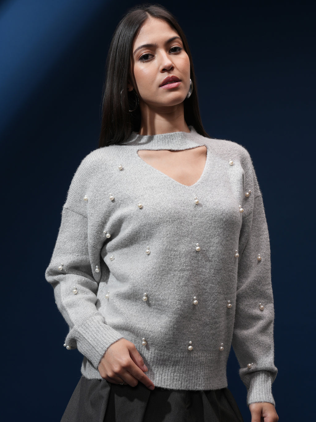 Tokyo Talkies Women Grey V-Neck Sweater - Grey - Image 6