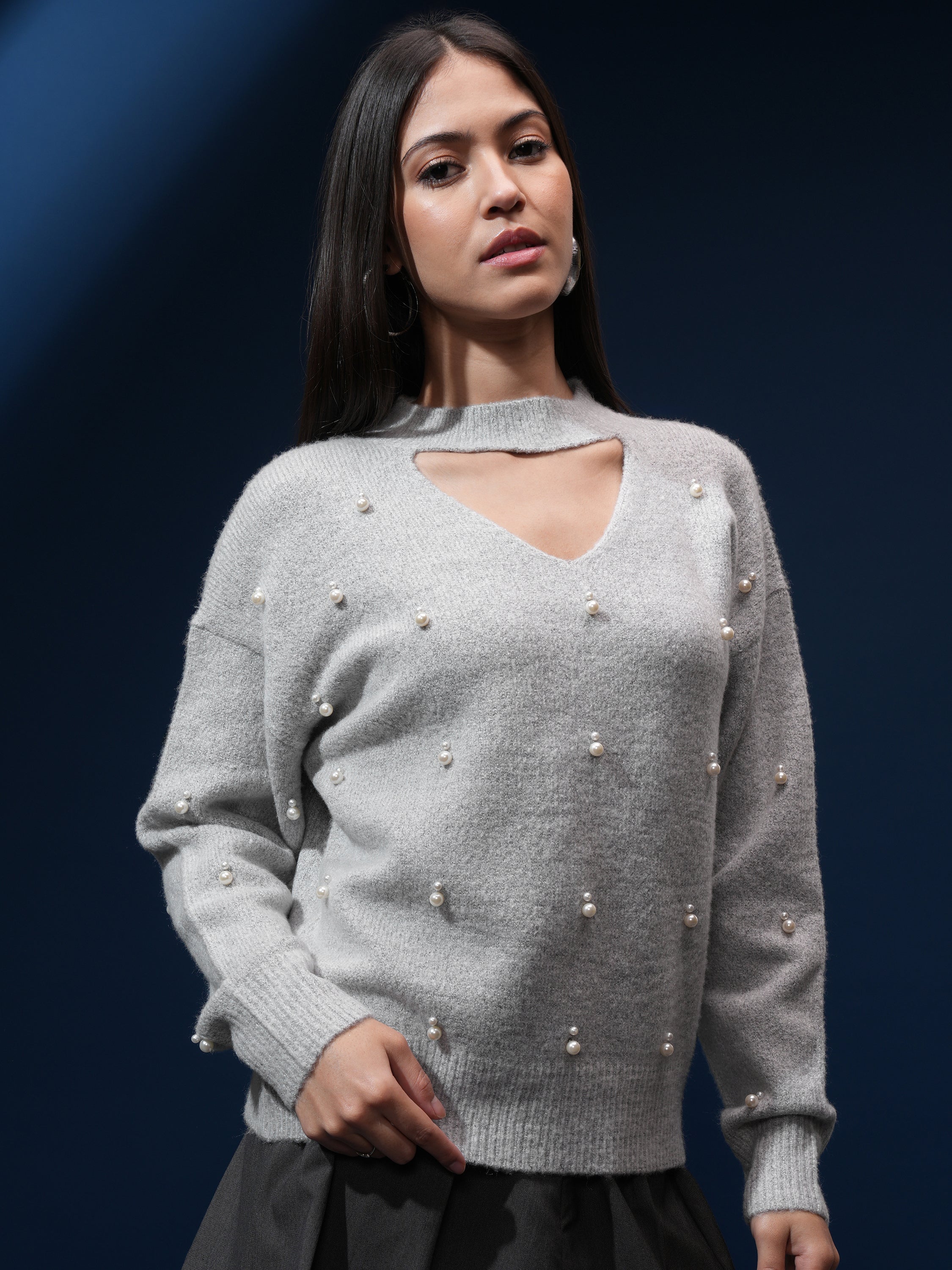 Tokyo Talkies Women Grey V-Neck Sweater - Grey - Image 6