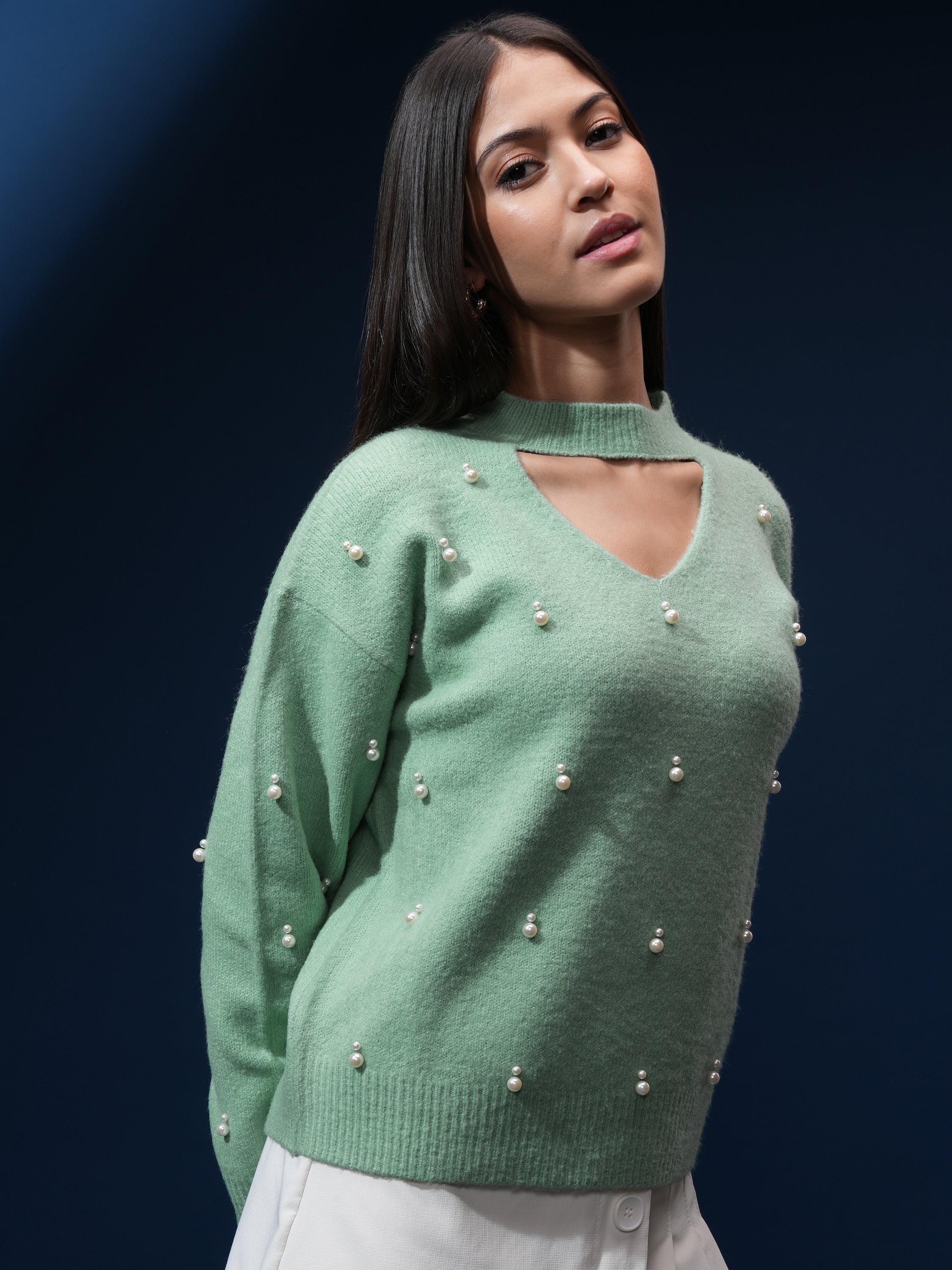 Tokyo Talkies Women Green V-Neck Sweater - Green - Image 6