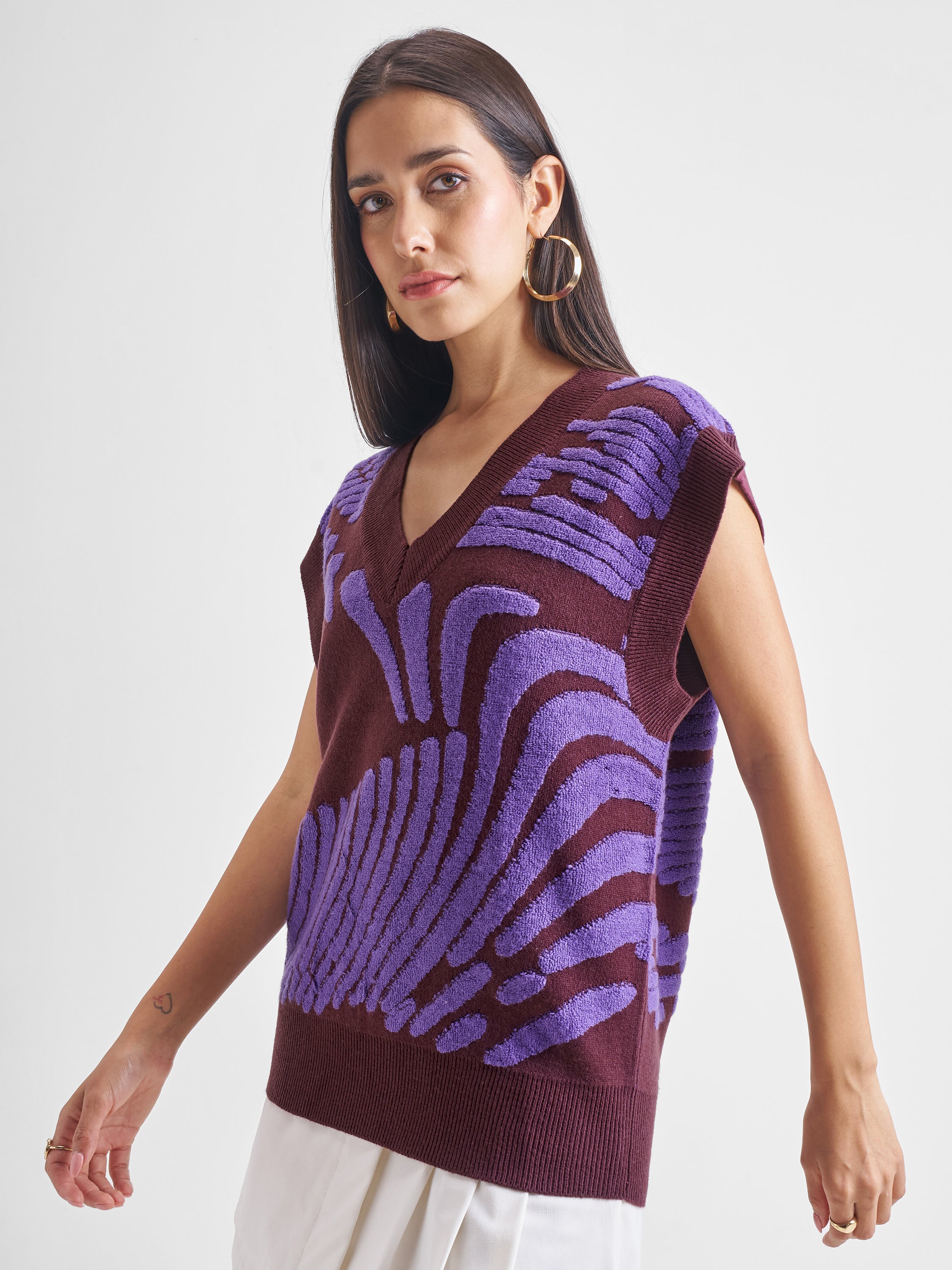 Tokyo Talkies Women Brown V-Neck Sweater - Brown - Image 4