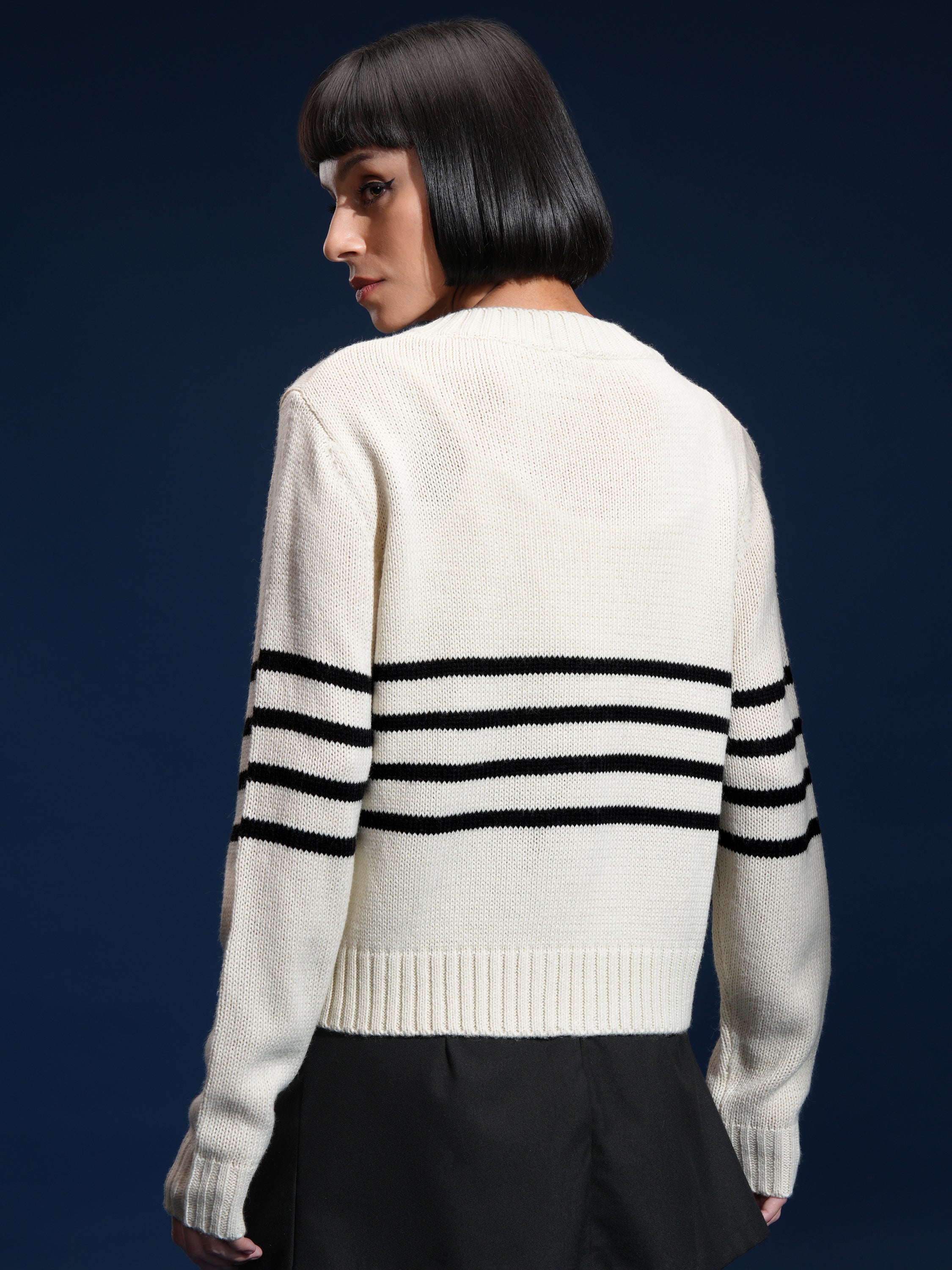 Tokyo Talkies Women White V-Neck Sweater - White - Image 3