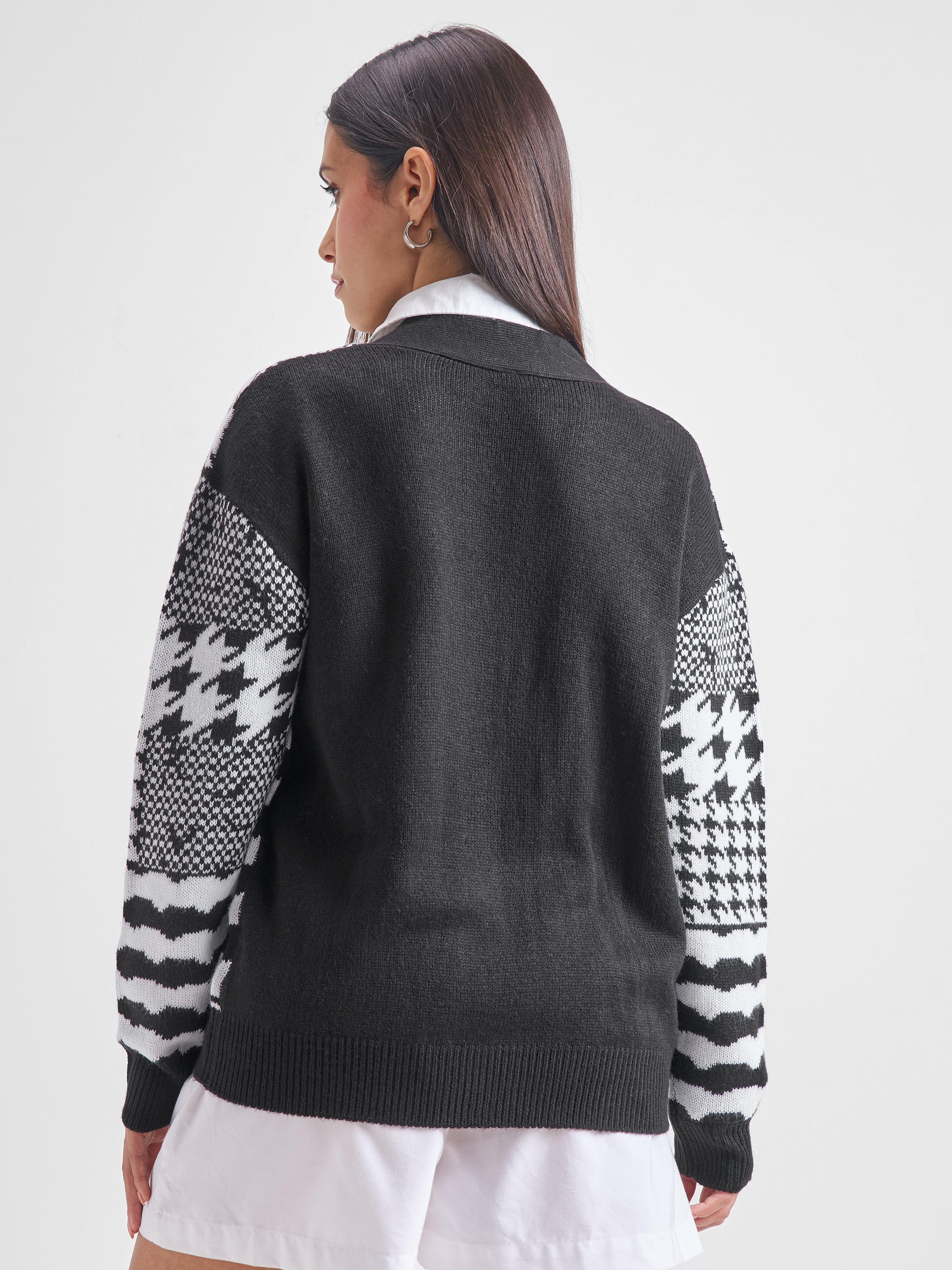 Tokyo Talkies Women Black V-Neck Sweater - Black - Image 3