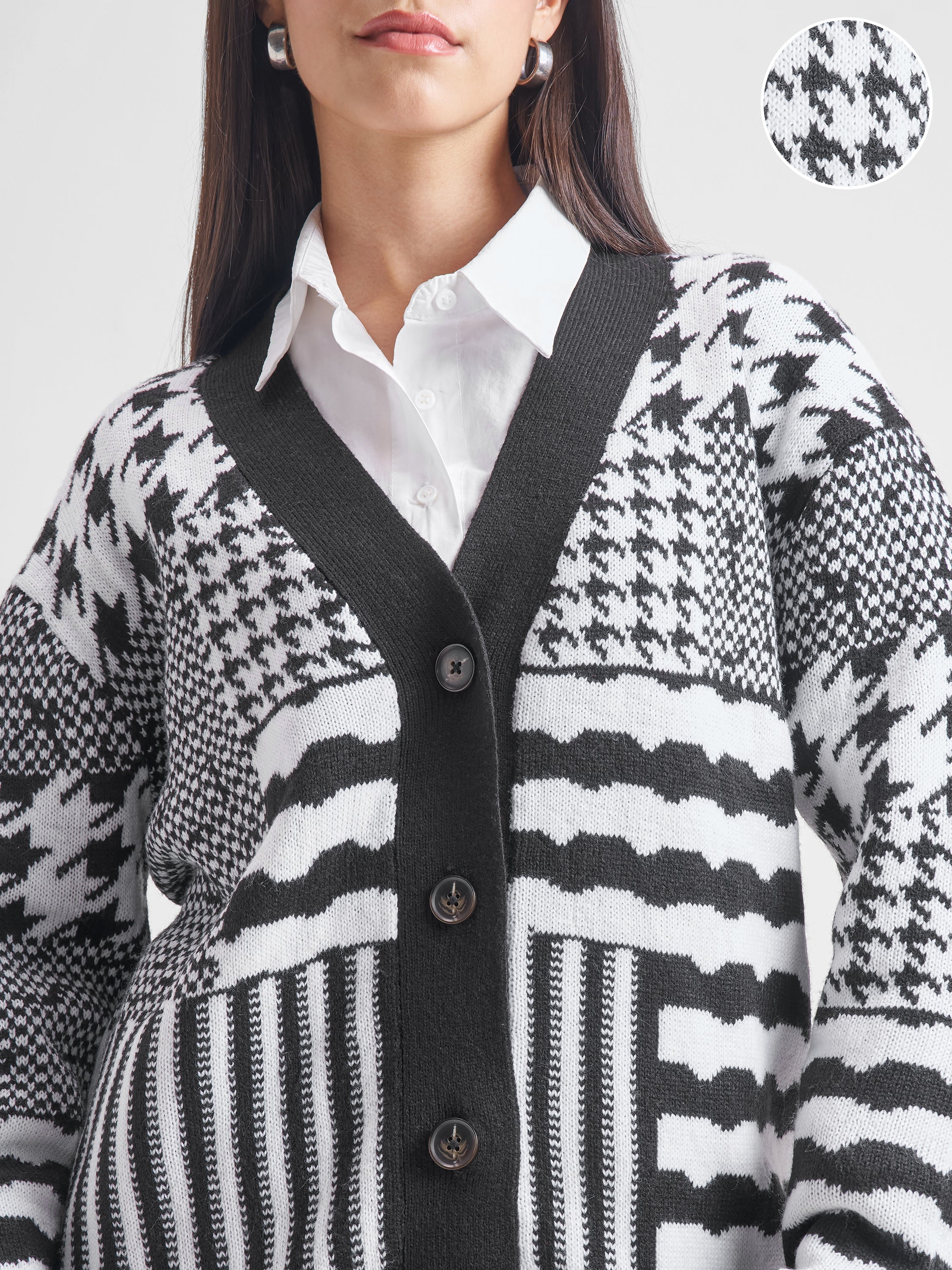 Tokyo Talkies Women Black V-Neck Sweater - Black - Image 5