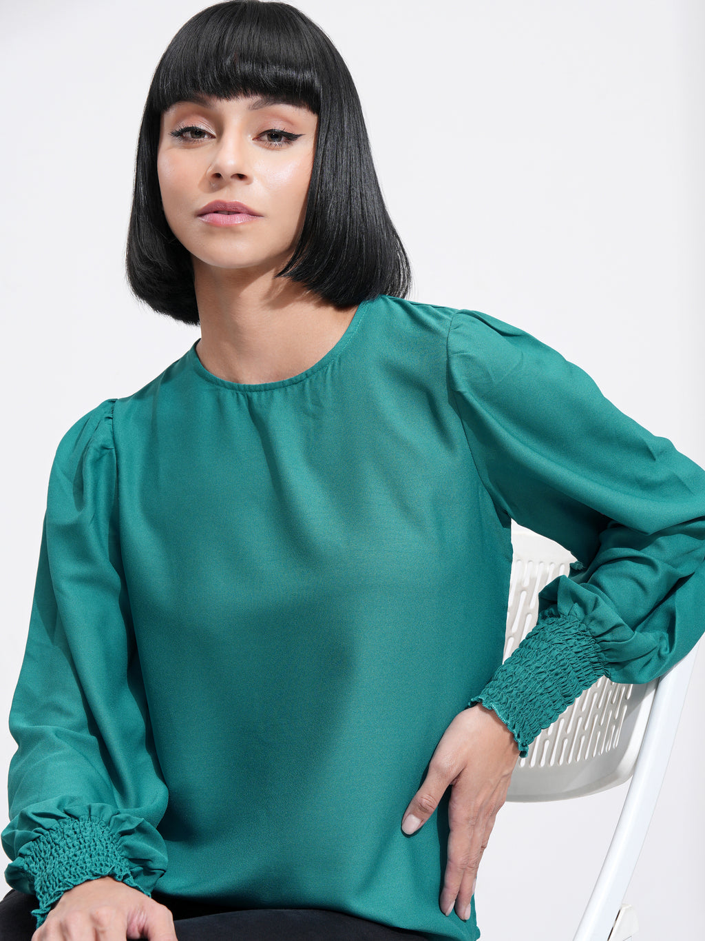 Tokyo Talkies Women Green Solid Regular Top - Green - Image 1