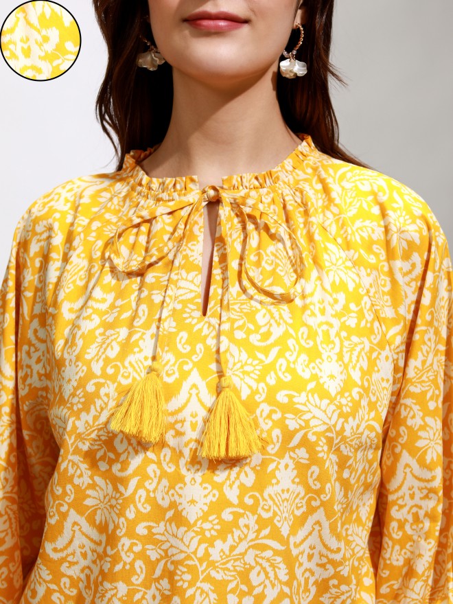 Tokyo Talkies Women Yellow Printed Regular Top - Yellow - Image 5