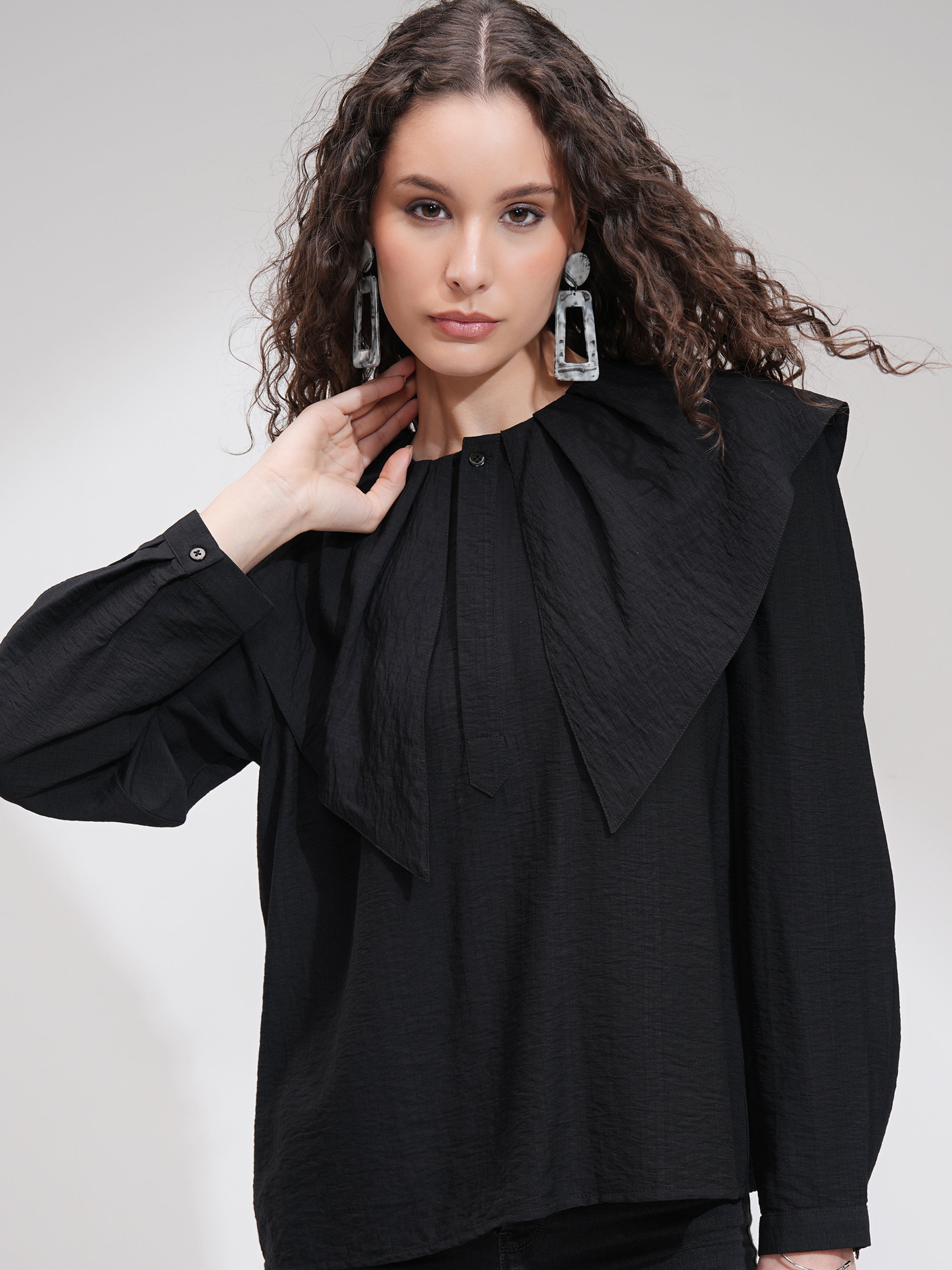 Tokyo Talkies Women Black Solid Regular Top - Black - Image 1