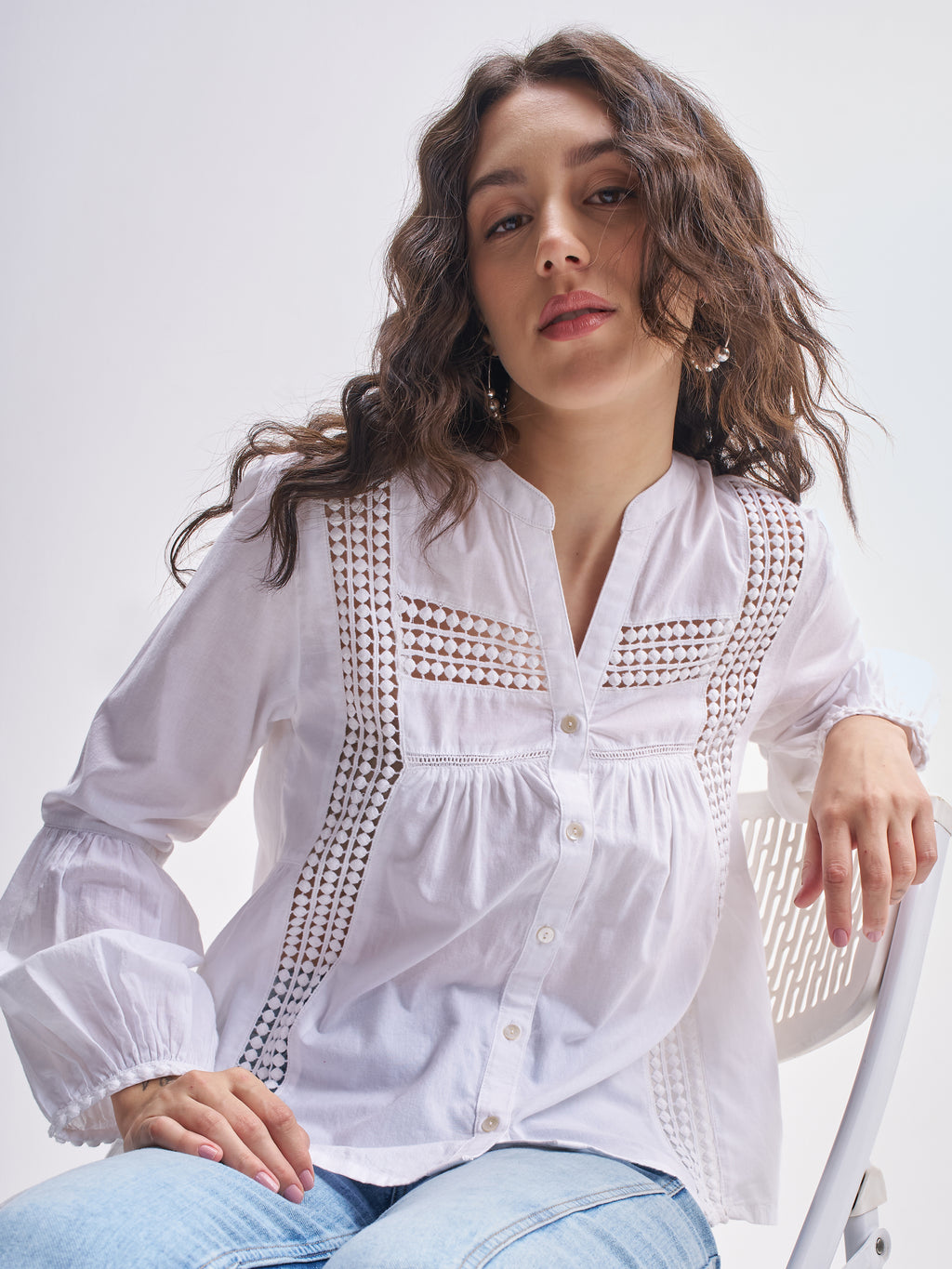 Tokyo Talkies Women White Solid Regular Top - White - Image 1