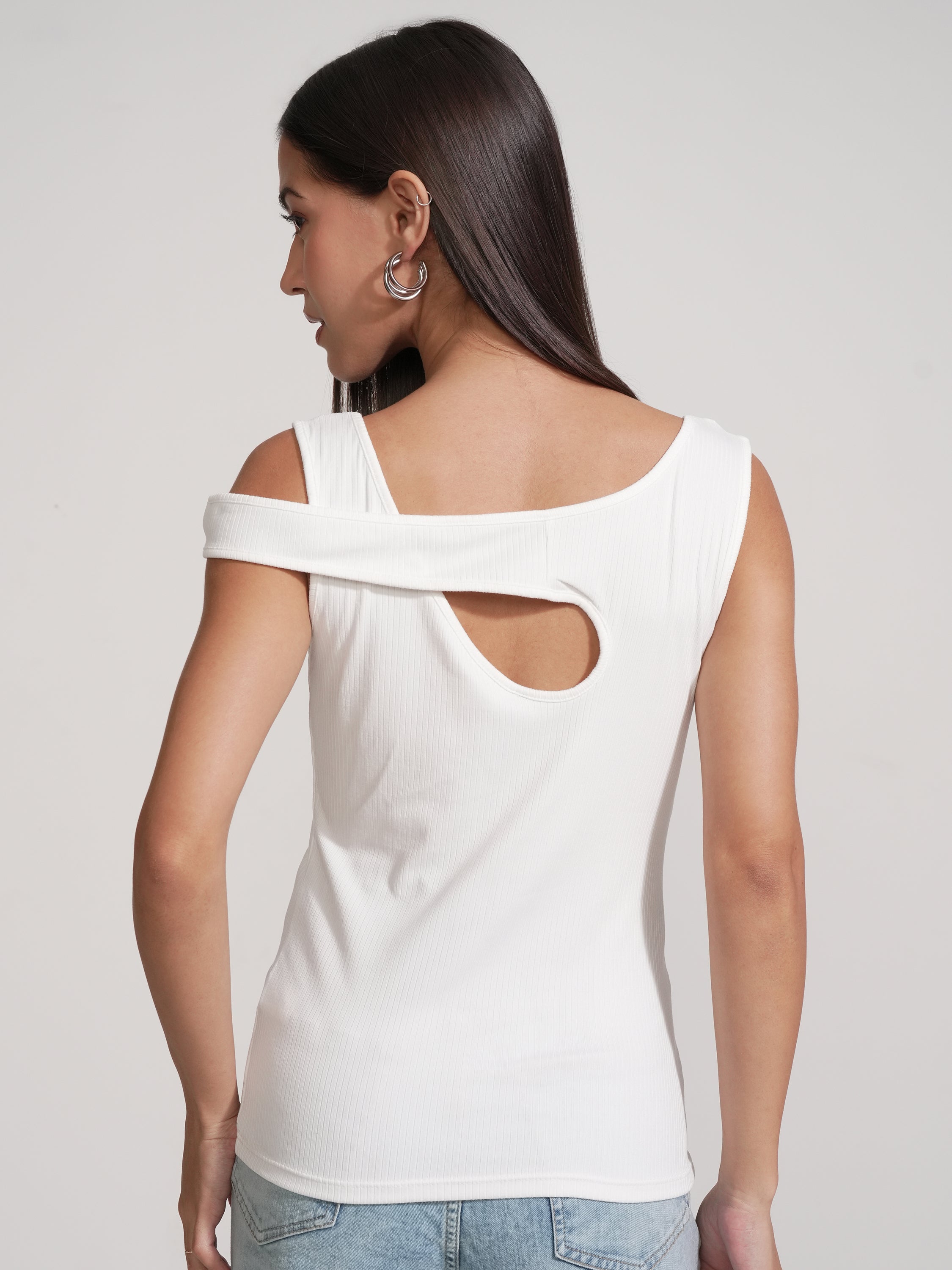Tokyo Talkies Women White Solid Regular Top - White - Image 3