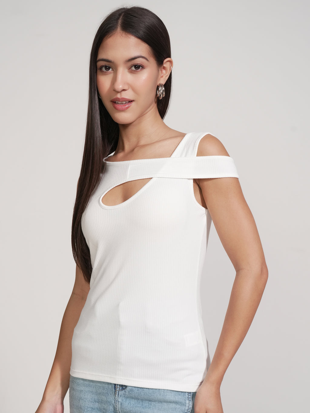 Tokyo Talkies Women White Solid Regular Top - White - Image 4