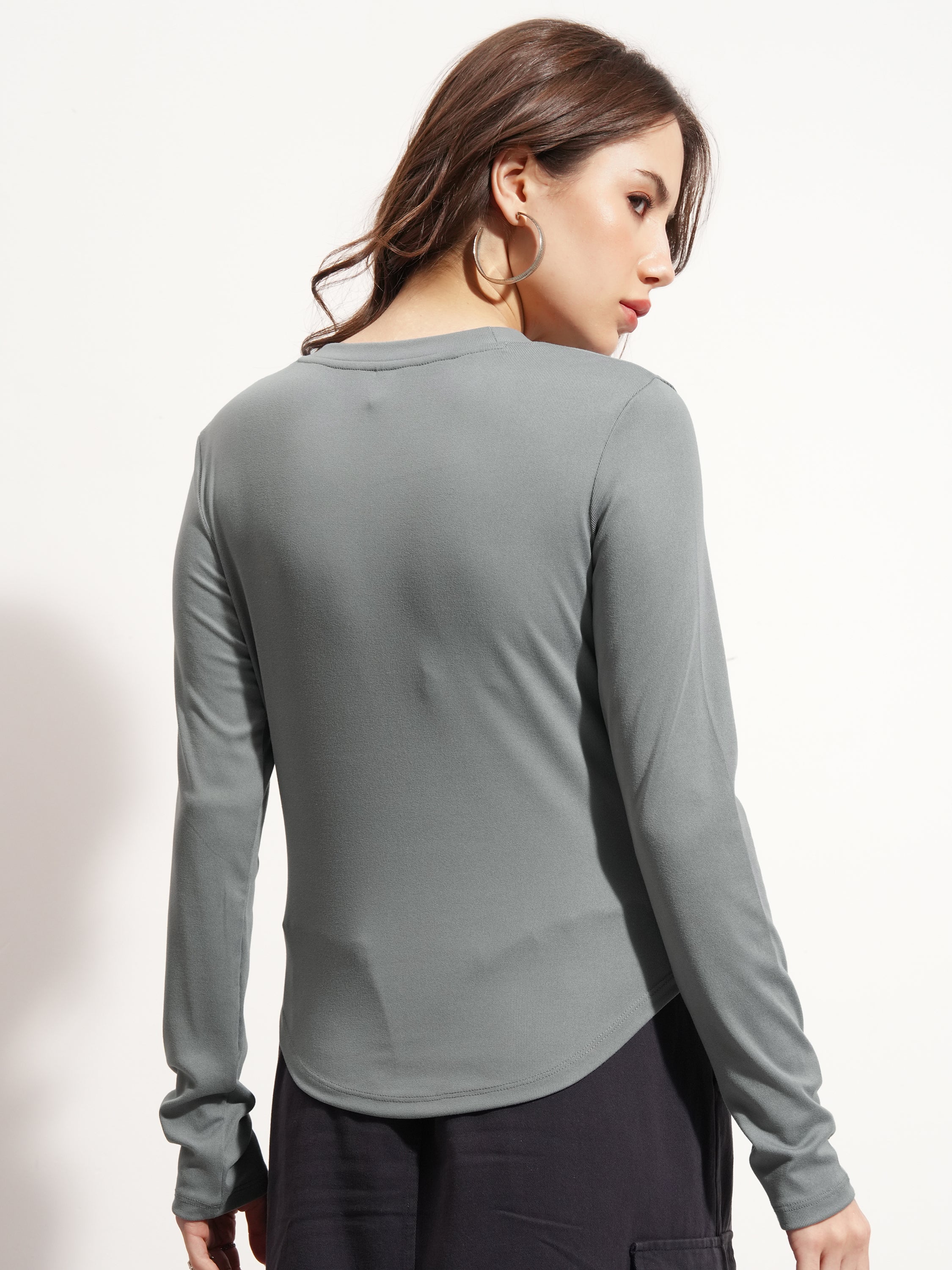 Tokyo Talkies Women Grey Solid Regular Top - Grey - Image 3