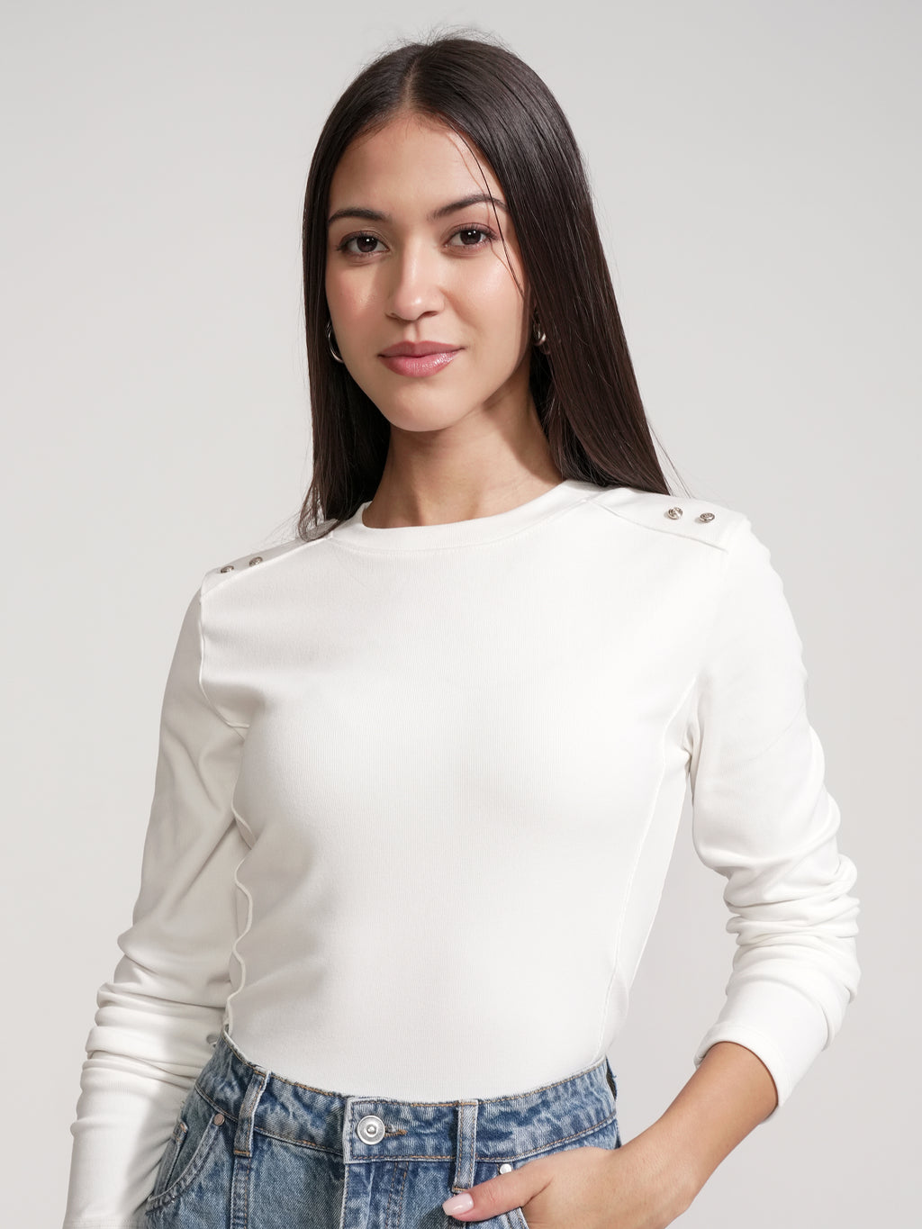 Tokyo Talkies Women White Solid Regular Top - White - Image 1