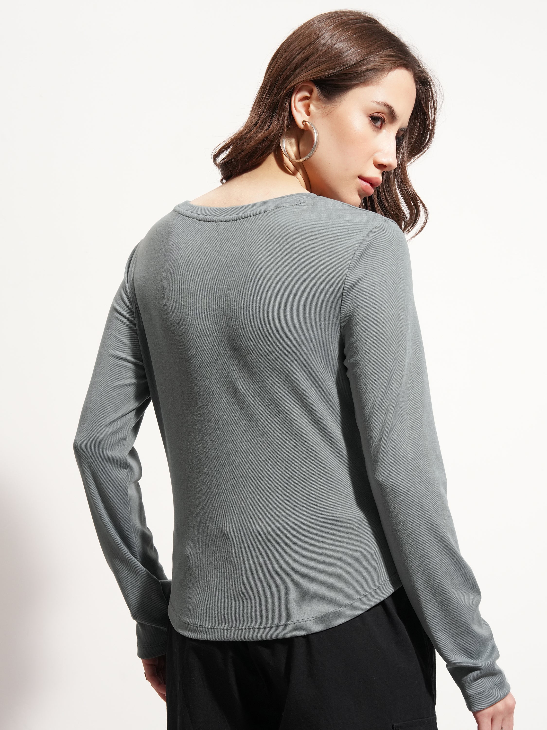 Tokyo Talkies Women Grey Solid Regular Top - Grey - Image 3
