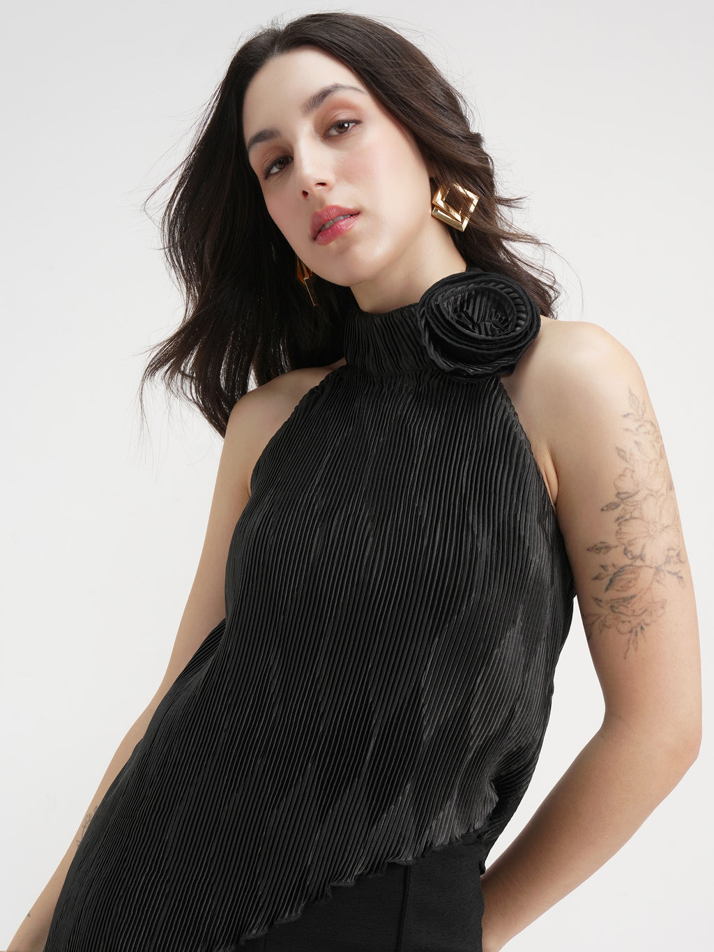 Tokyo Talkies Women Black Solid Regular Top - Black - Image 1