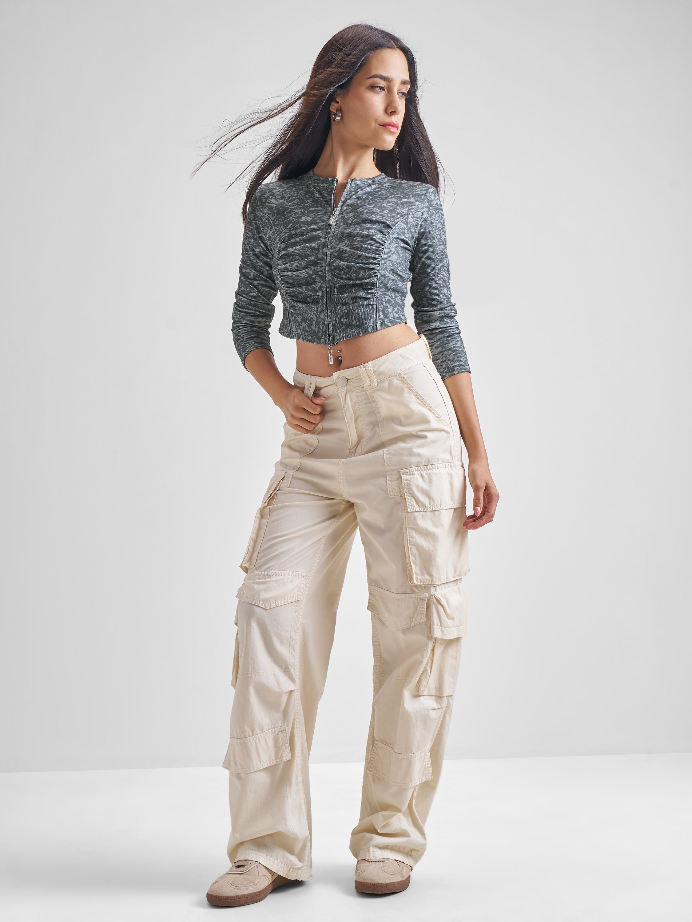 Tokyo Talkies Women Charcoal Printed Fitted Top - Charcoal - Image 2