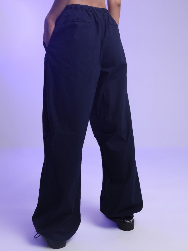 Tokyo Talkies Women Navy Loose Fit Solid Casual Trouser - Navy Blue - Image 3