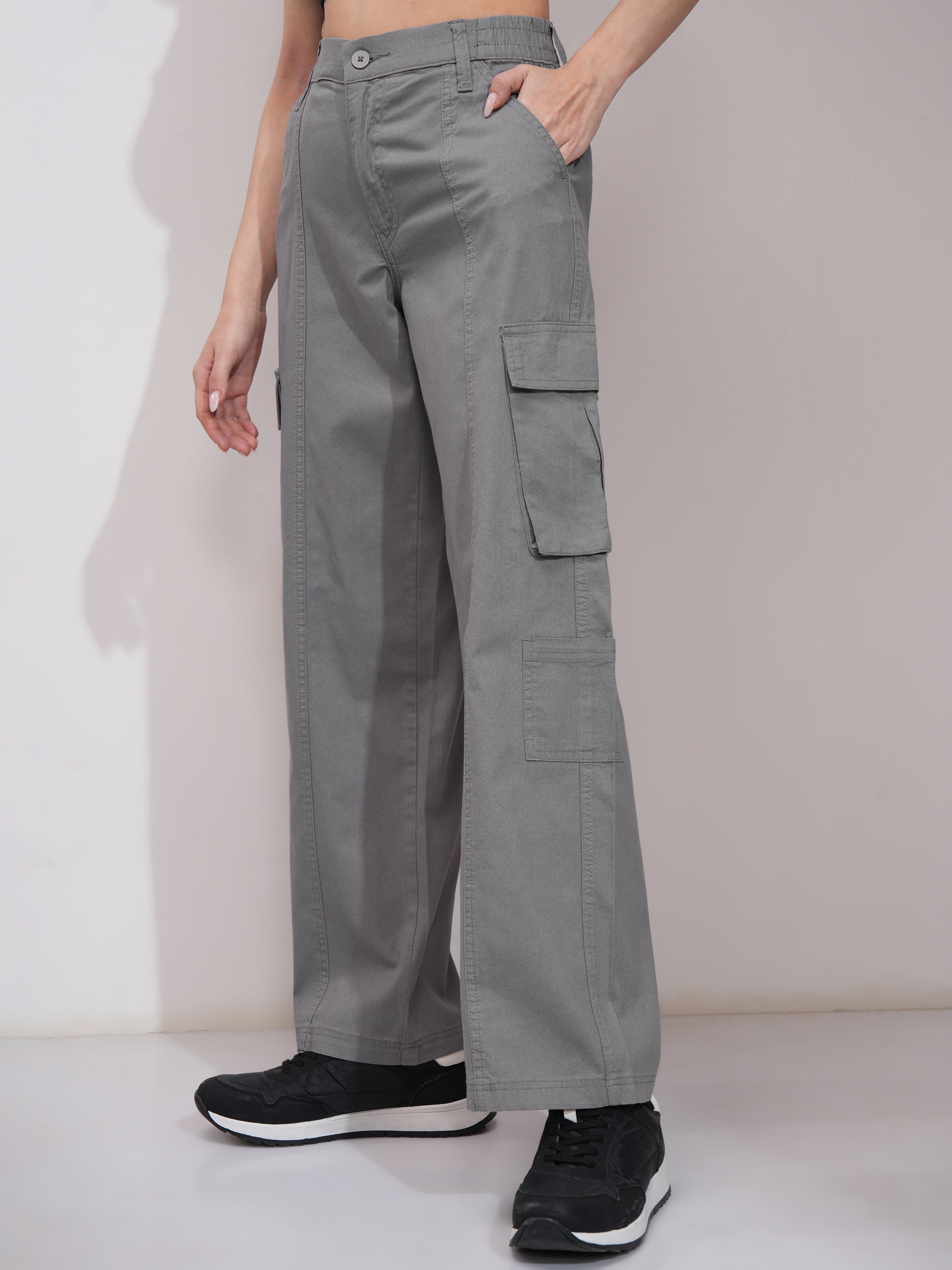 Tokyo Talkies Women Grey Solid Straight Fit Cargos - Grey - Image 4
