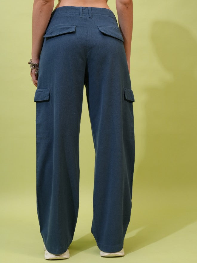 Tokyo Talkies Women Green Solid Flared Cargos - Blue - Image 3