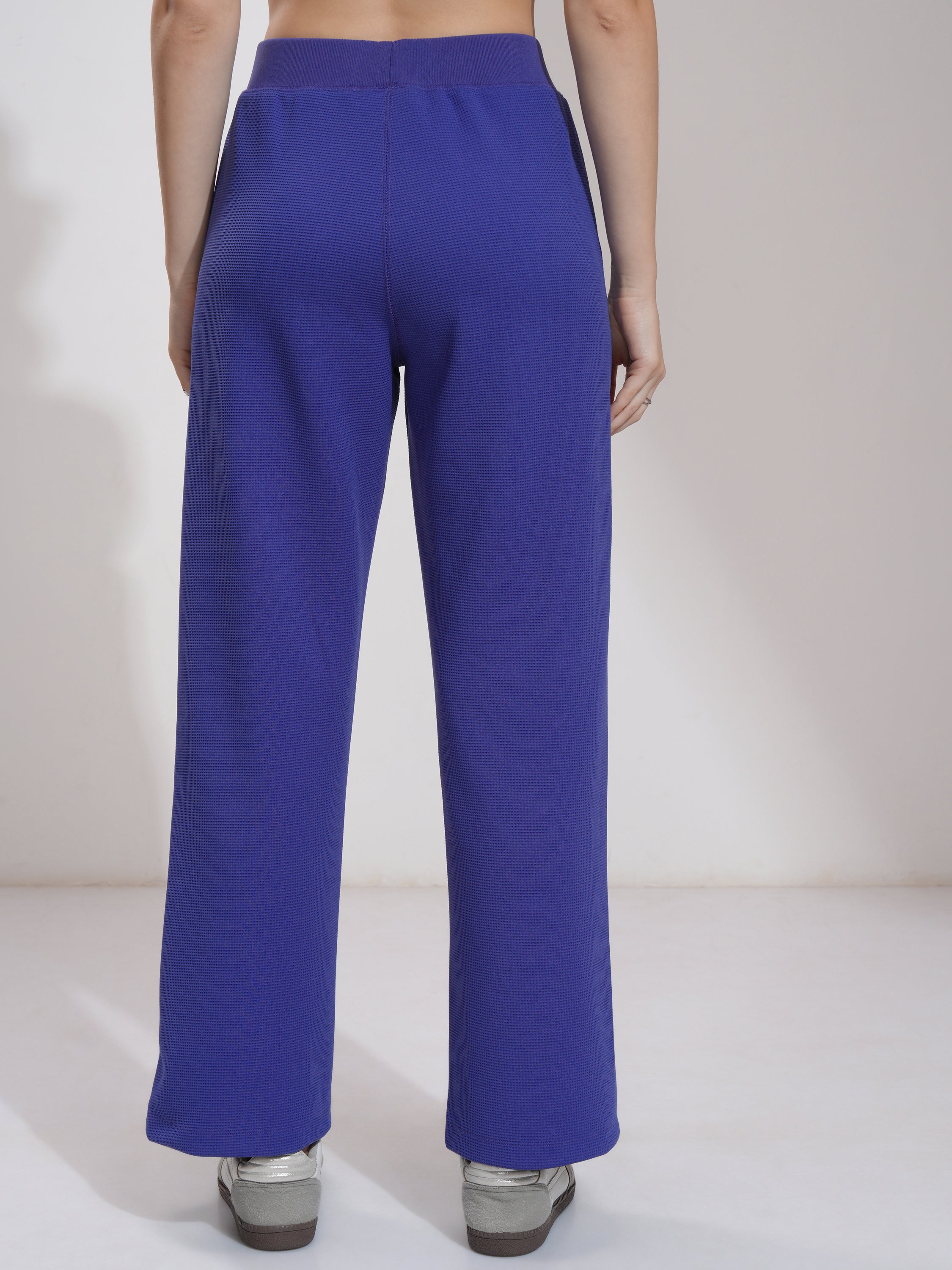 Tokyo Talkies Women Blue Self Design Straight Fit Casual Trouser - Blue - Image 3