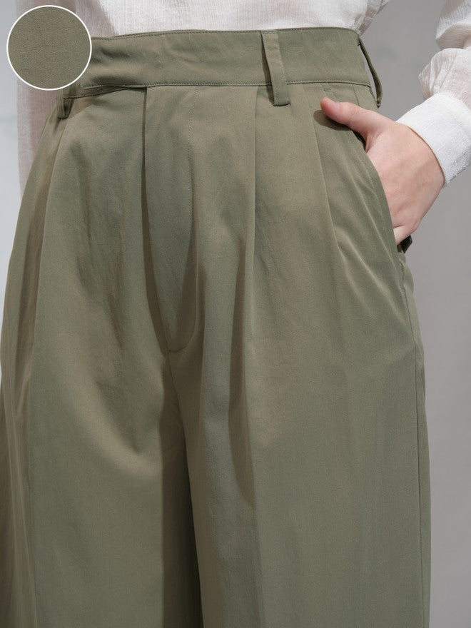 Tokyo Talkies Women Green Solid Regular Fit Casual Trouser - Green - Image 5