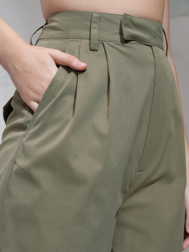 Tokyo Talkies Women Green Solid Regular Fit Casual Trouser - Green - Image 7