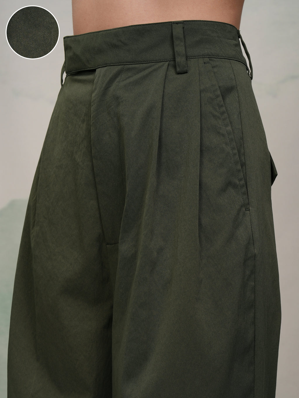 Tokyo Talkies Women Green Solid Flared Casual Trouser - Green - Image 5