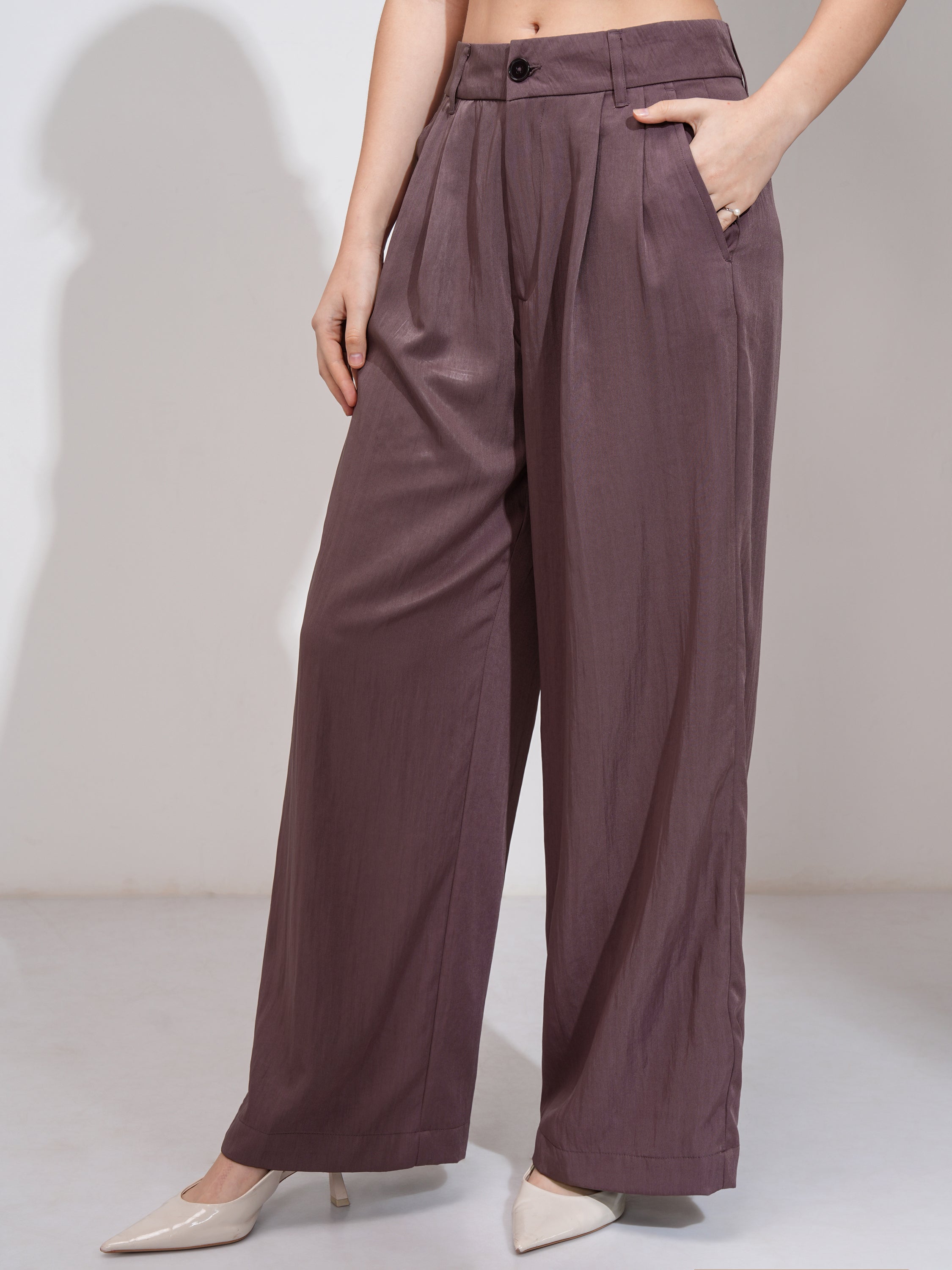 Tokyo Talkies Women Brown Solid Flared Casual Trouser - Brown - Image 4