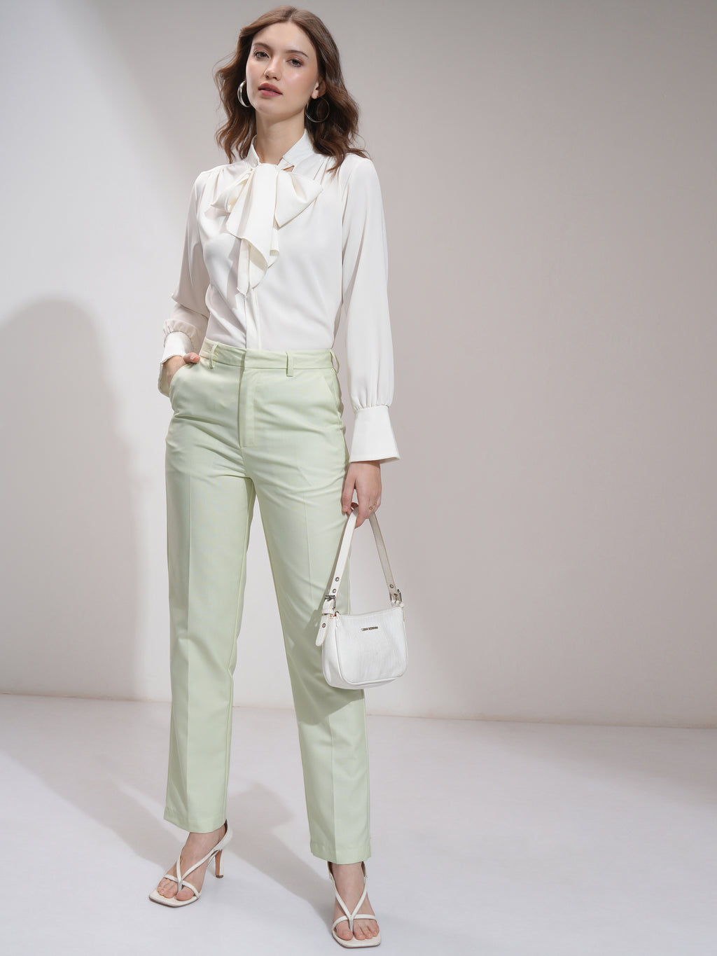 Tokyo Talkies Women Green Solid Regular Fit Casual Trouser - Green - Image 2