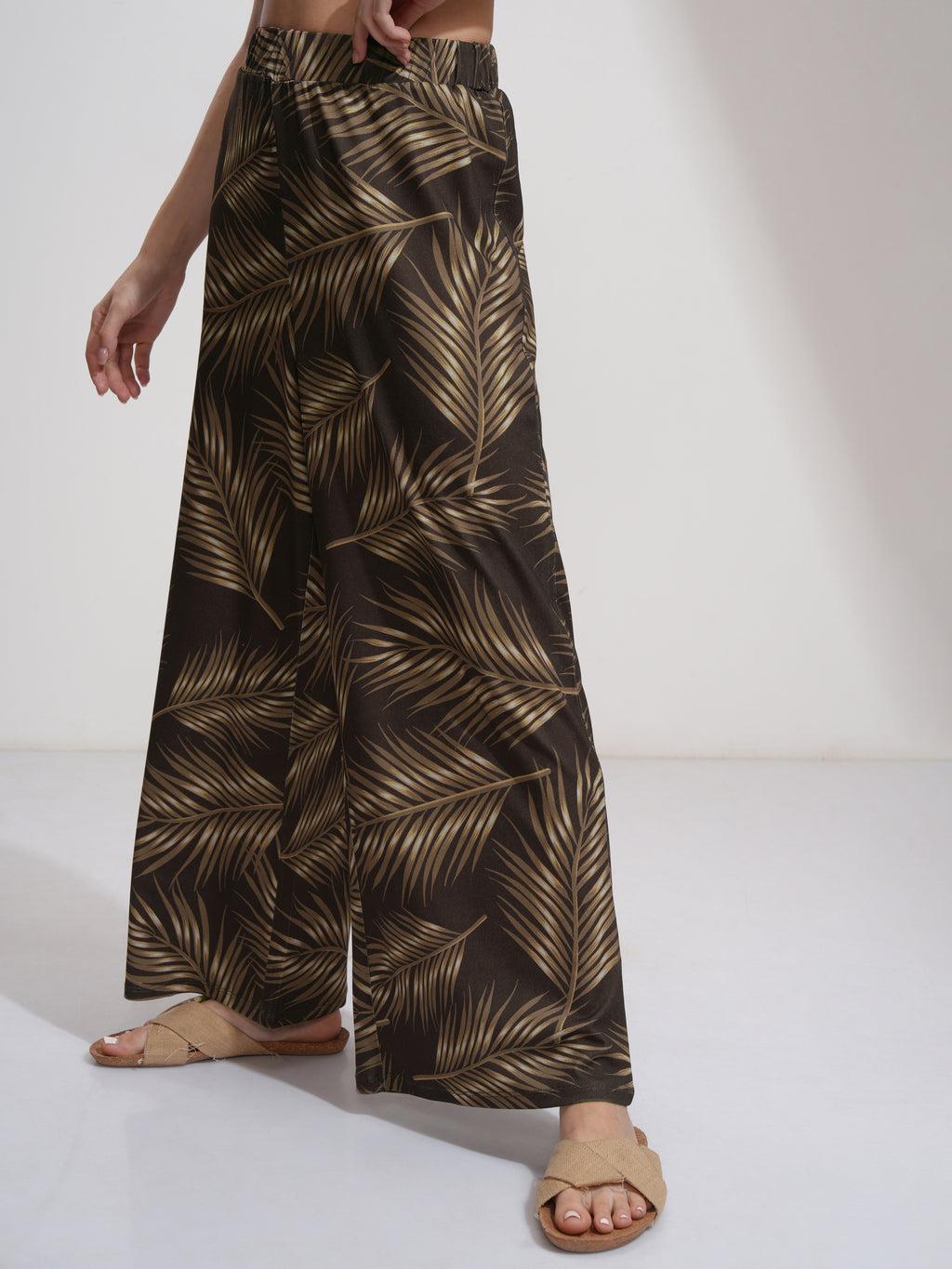 Tokyo Talkies Women Brown Printed Flared Casual Trousers - Brown - Image 4