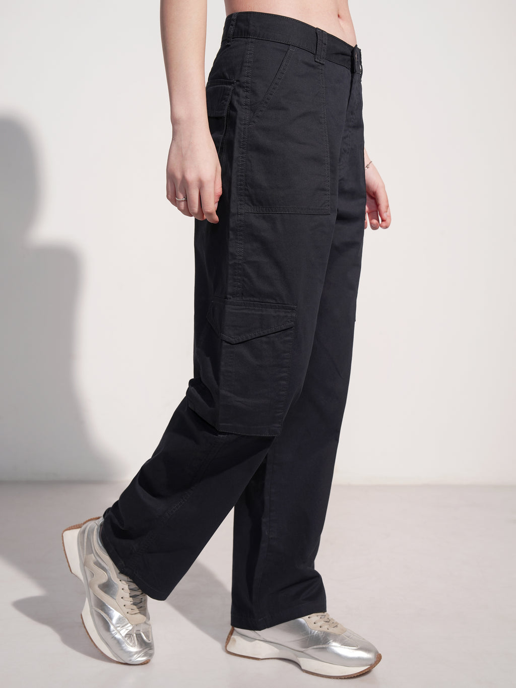 Tokyo Talkies Women Black Solid Straight Fit Cargos - Black - Image 6