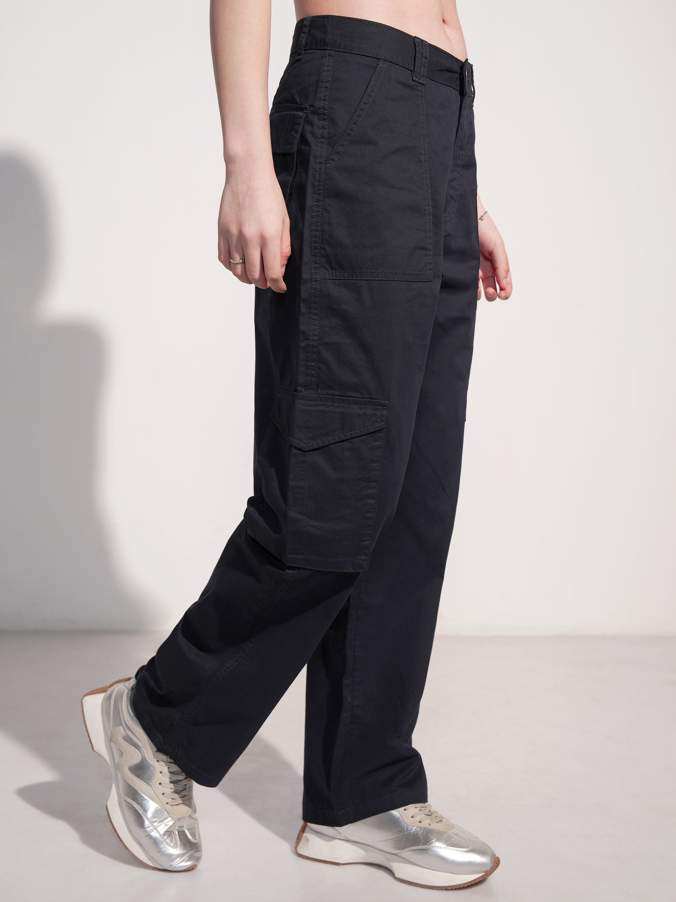 Tokyo Talkies Women Black Solid Straight Fit Cargos - Black - Image 6