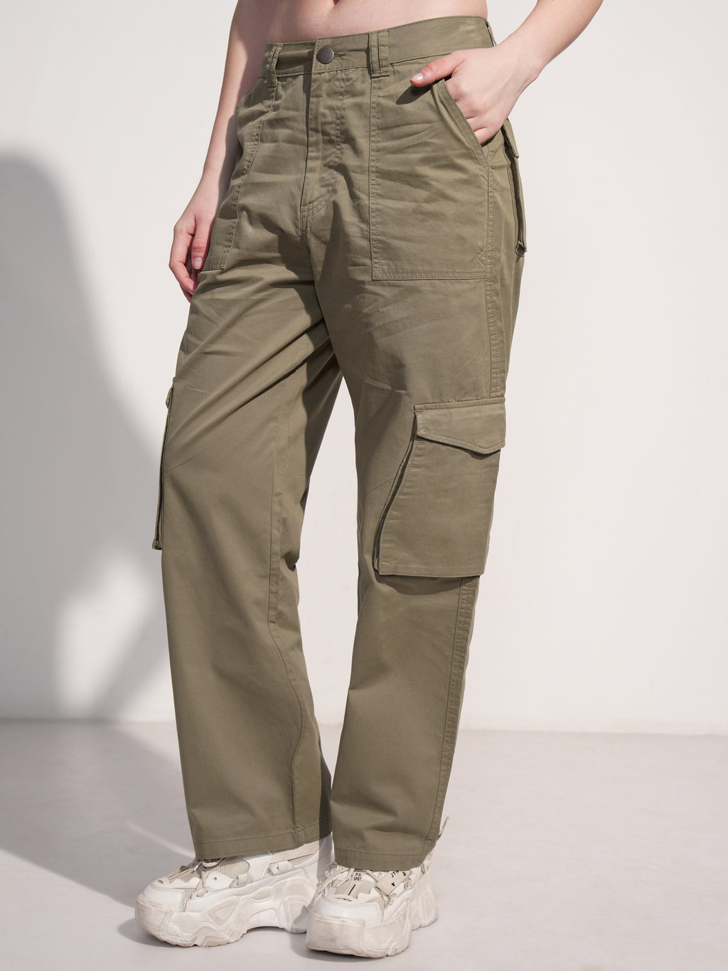 Tokyo Talkies Women Olive Solid Straight Fit Cargos - Olive - Image 4