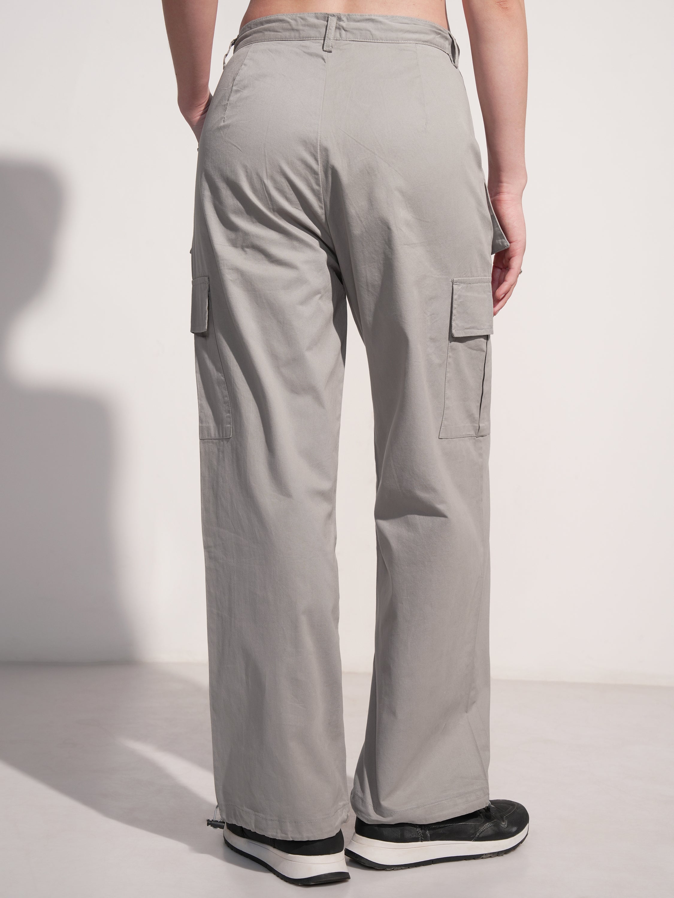Tokyo Talkies Women Grey Solid Straight Fit Cargos - Grey - Image 3