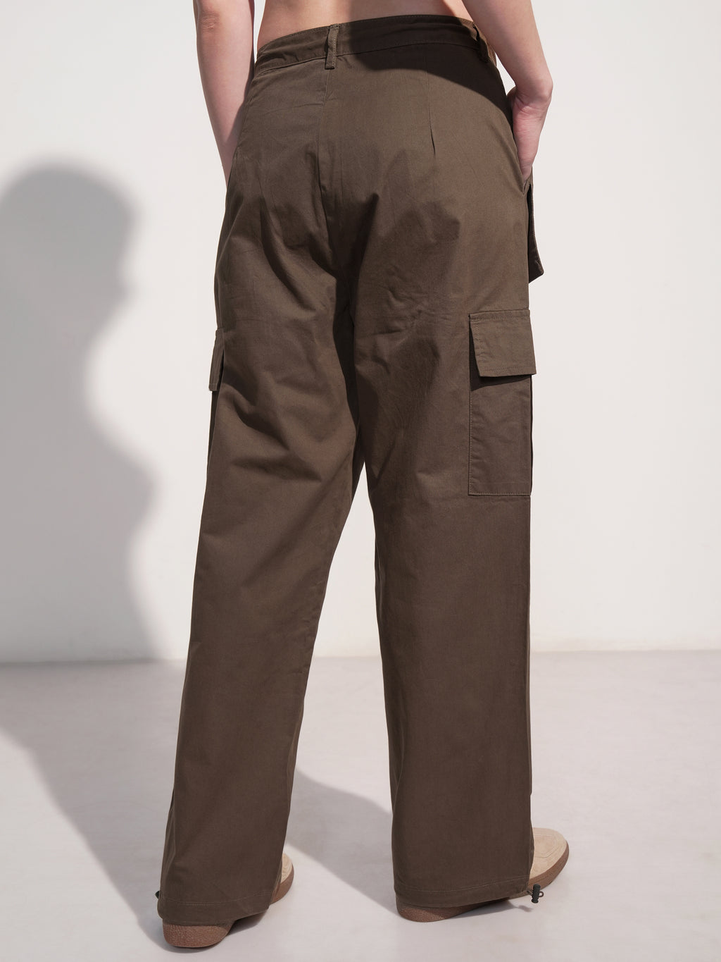 Tokyo Talkies Women Brown Solid Straight Fit Cargos - Brown - Image 3