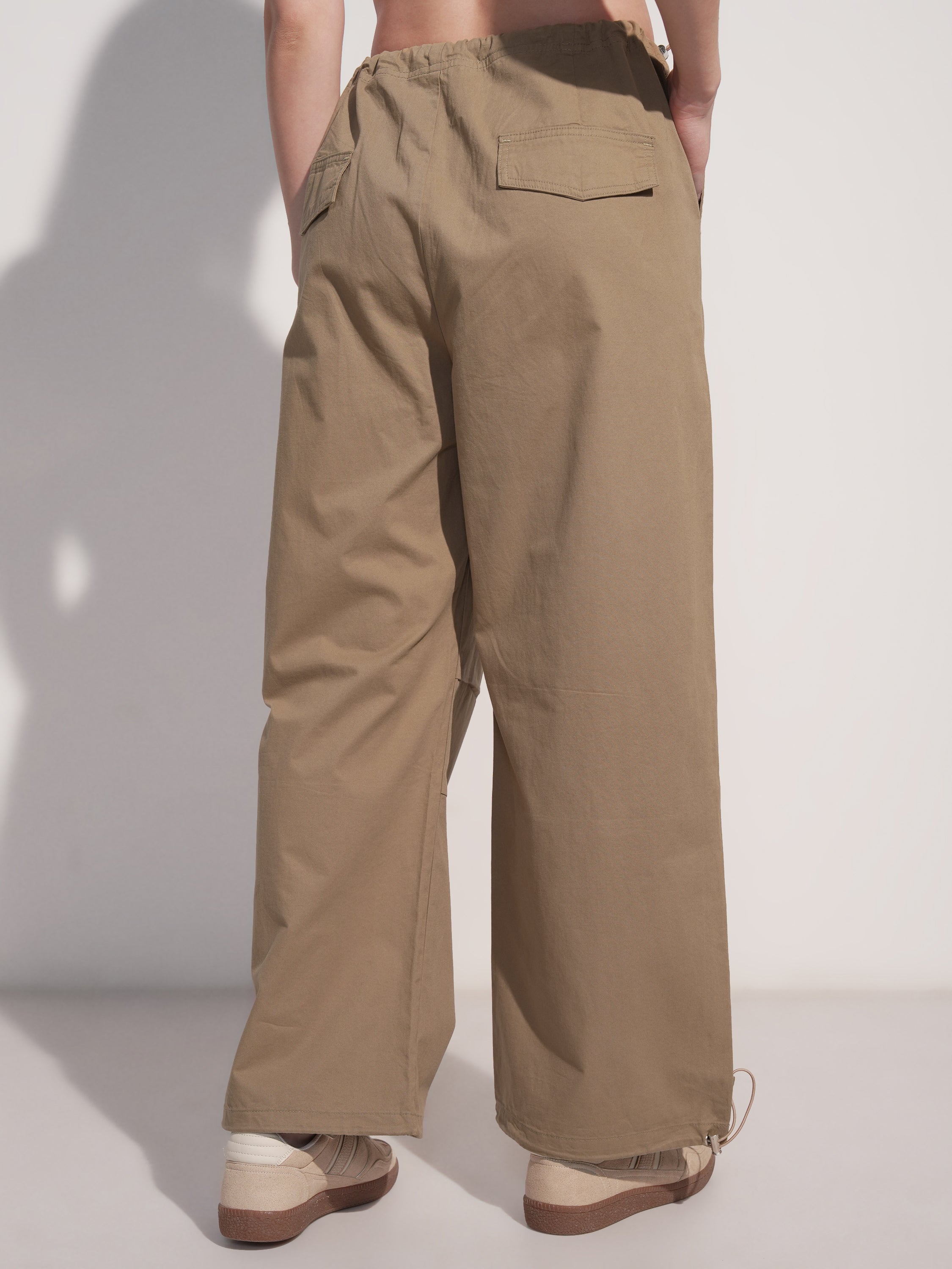 Tokyo Talkies Women Khaki Solid Baggy Joggers - Khaki - Image 3