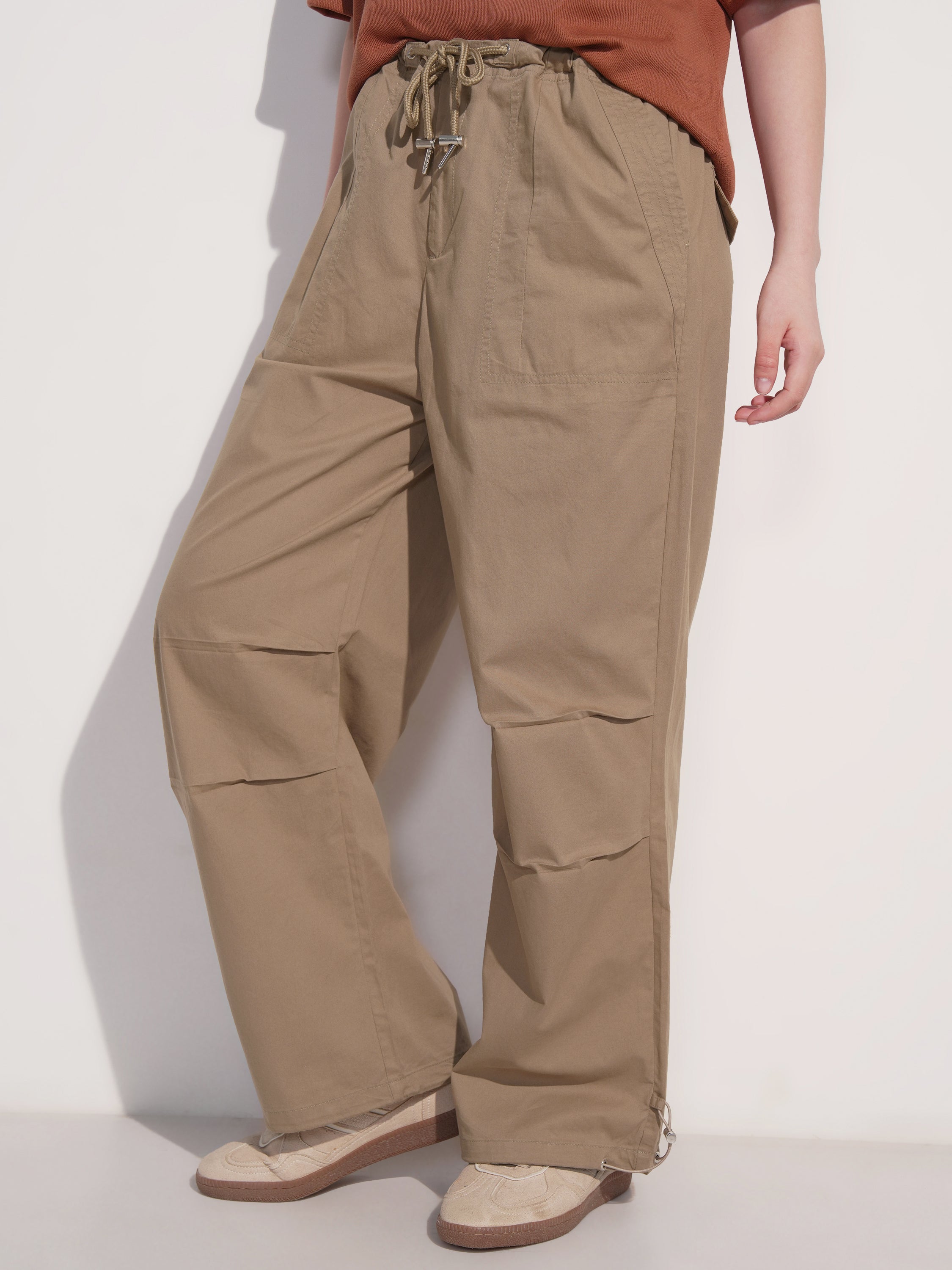 Tokyo Talkies Women Khaki Solid Baggy Joggers - Khaki - Image 4