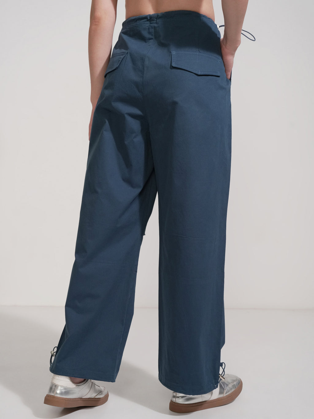 Tokyo Talkies Women Navy Blue Solid Baggy Cargos - Navy Blue - Image 3