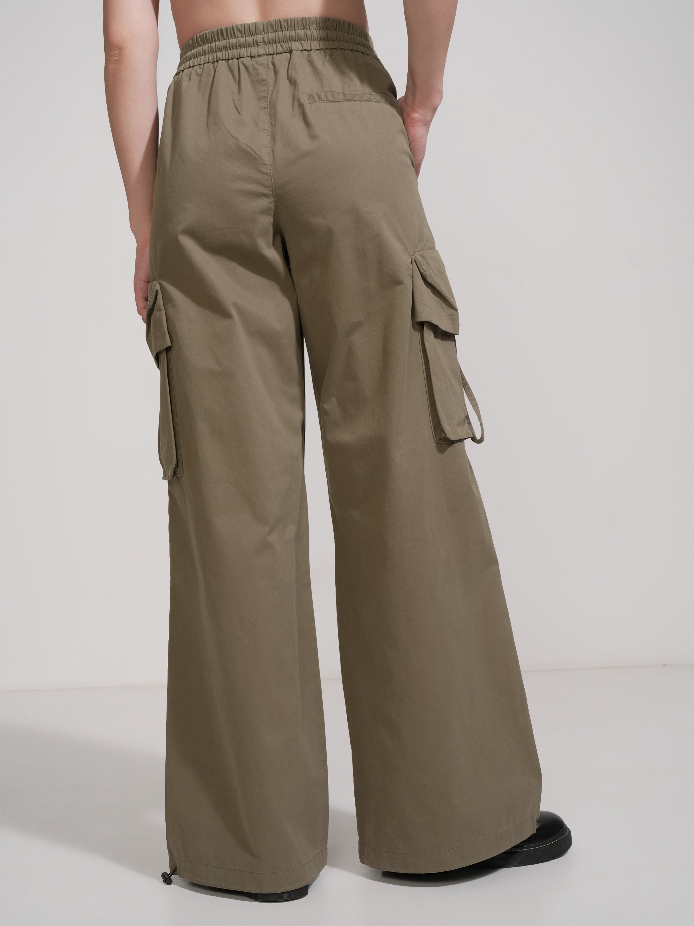 Tokyo Talkies Women Olive Solid Straight Fit Joggers - Olive - Image 3