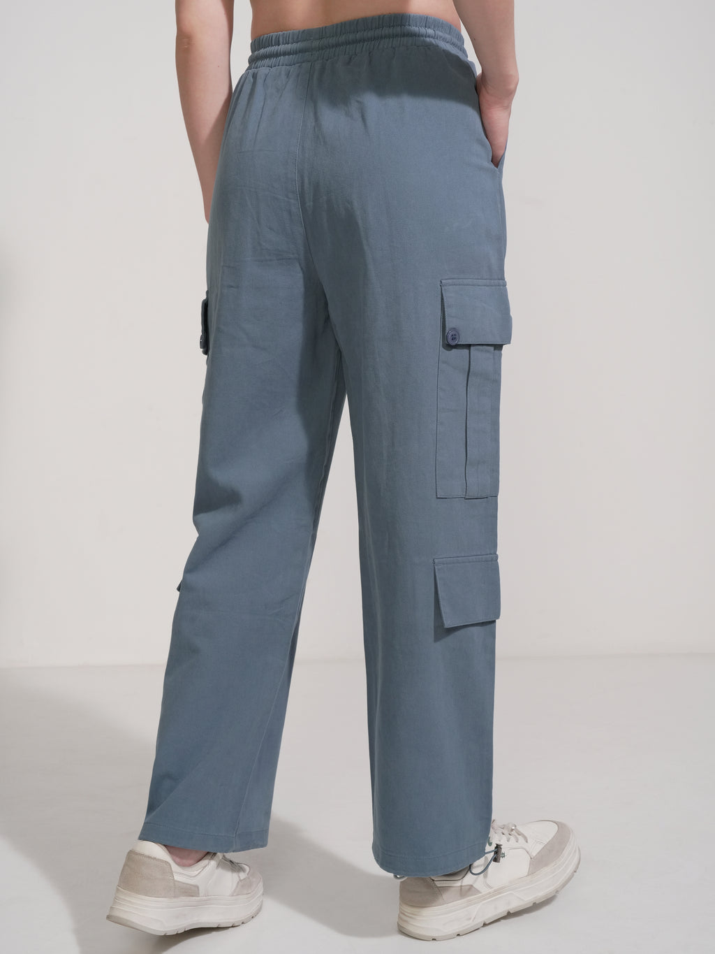 Tokyo Talkies Women Blue Solid Straight Fit Cargos - Blue - Image 3