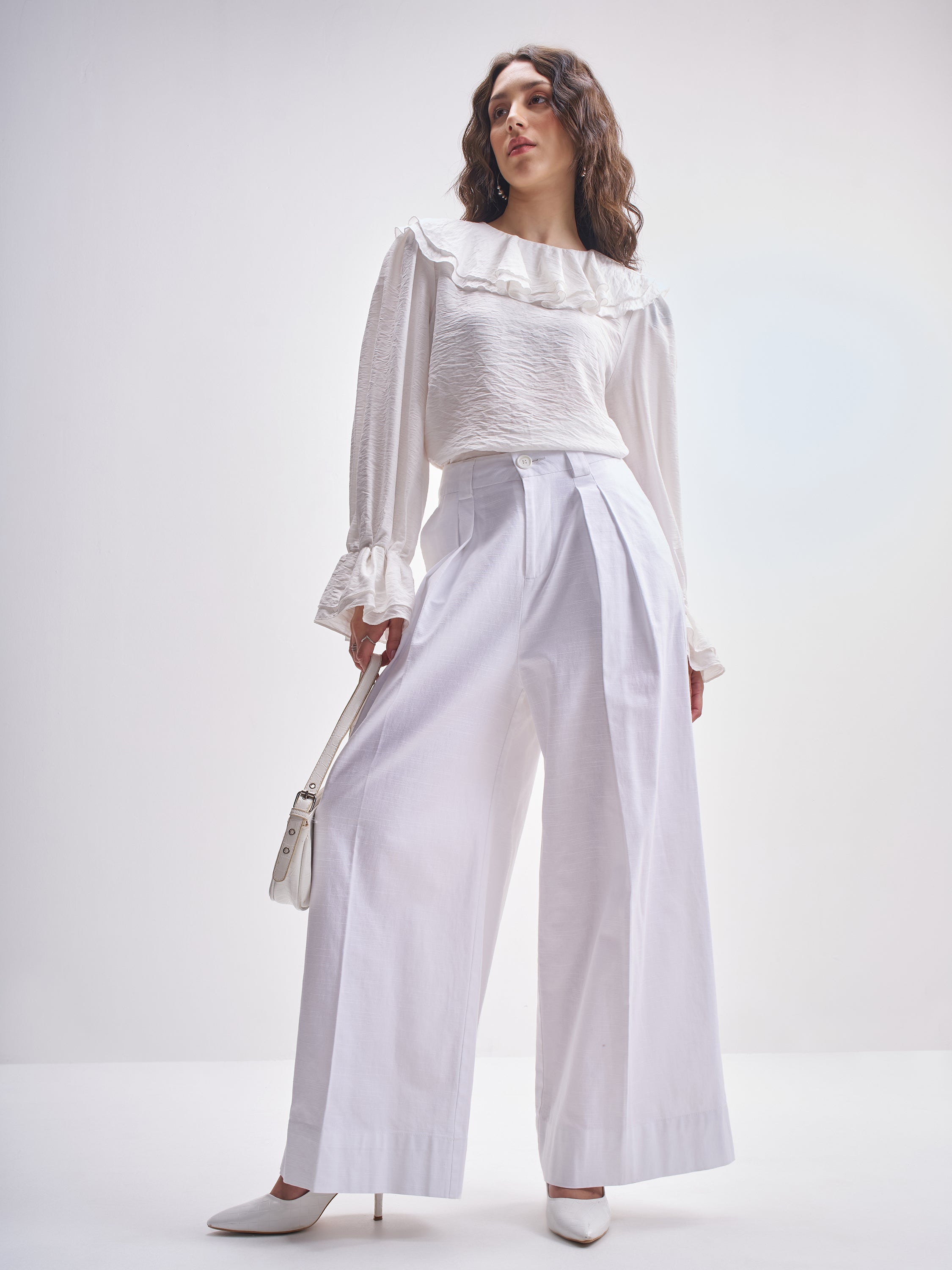 Tokyo Talkies Women White SOlid Regular Fit Casual Trouser - White - Image 2