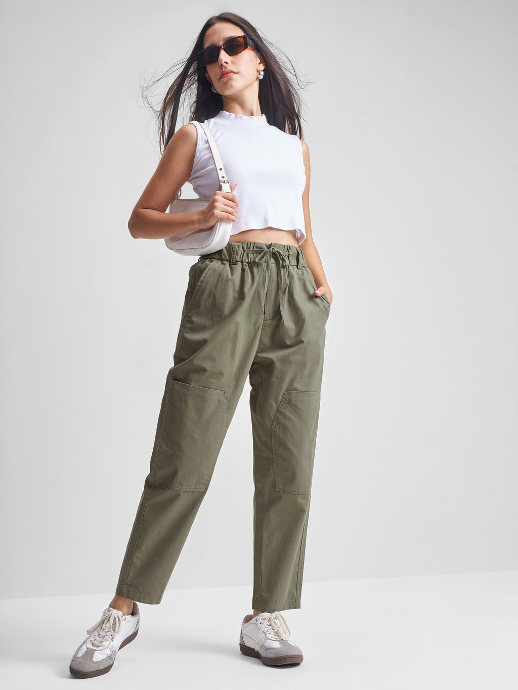 Tokyo Talkies Women Olive Solid Straight Fit Regular Trouser - Olive - Image 2