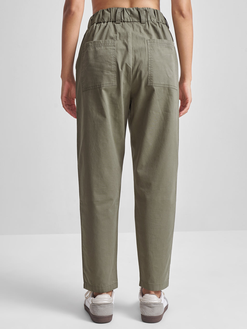 Tokyo Talkies Women Olive Solid Straight Fit Regular Trouser - Olive - Image 3
